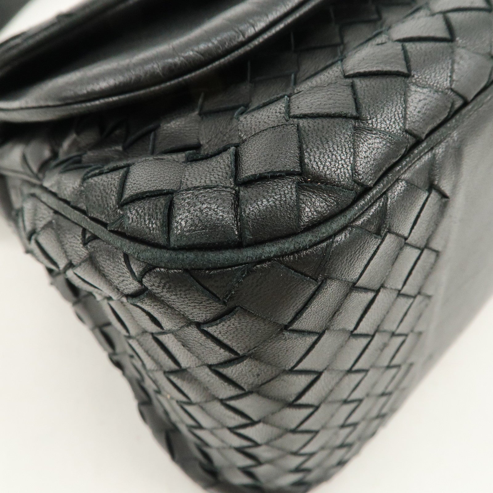 BOTTEGA VENETA Intrecciato Leather Shoulder Bag Black 142468 Used