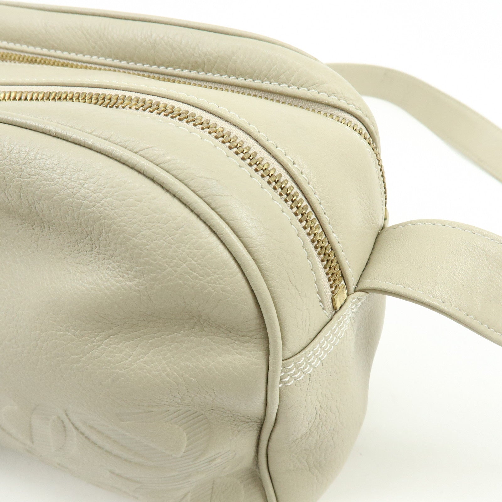 LOEWE Anagram Leather Shoulder Bag Crossbody Bag Ivory