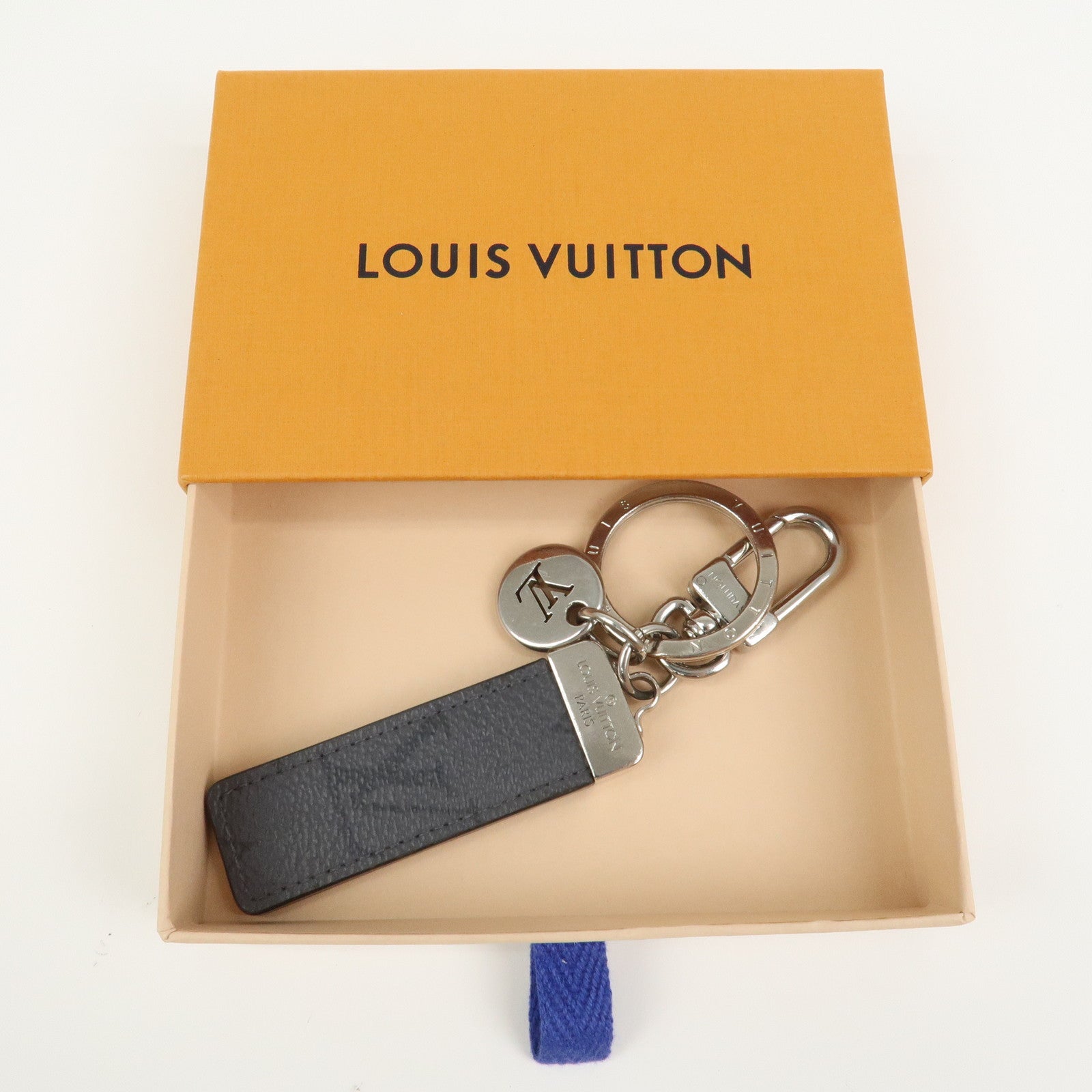 Louis Vuitton Monogram Eclipse Reverse Neo LV Club Bag Charm M01526