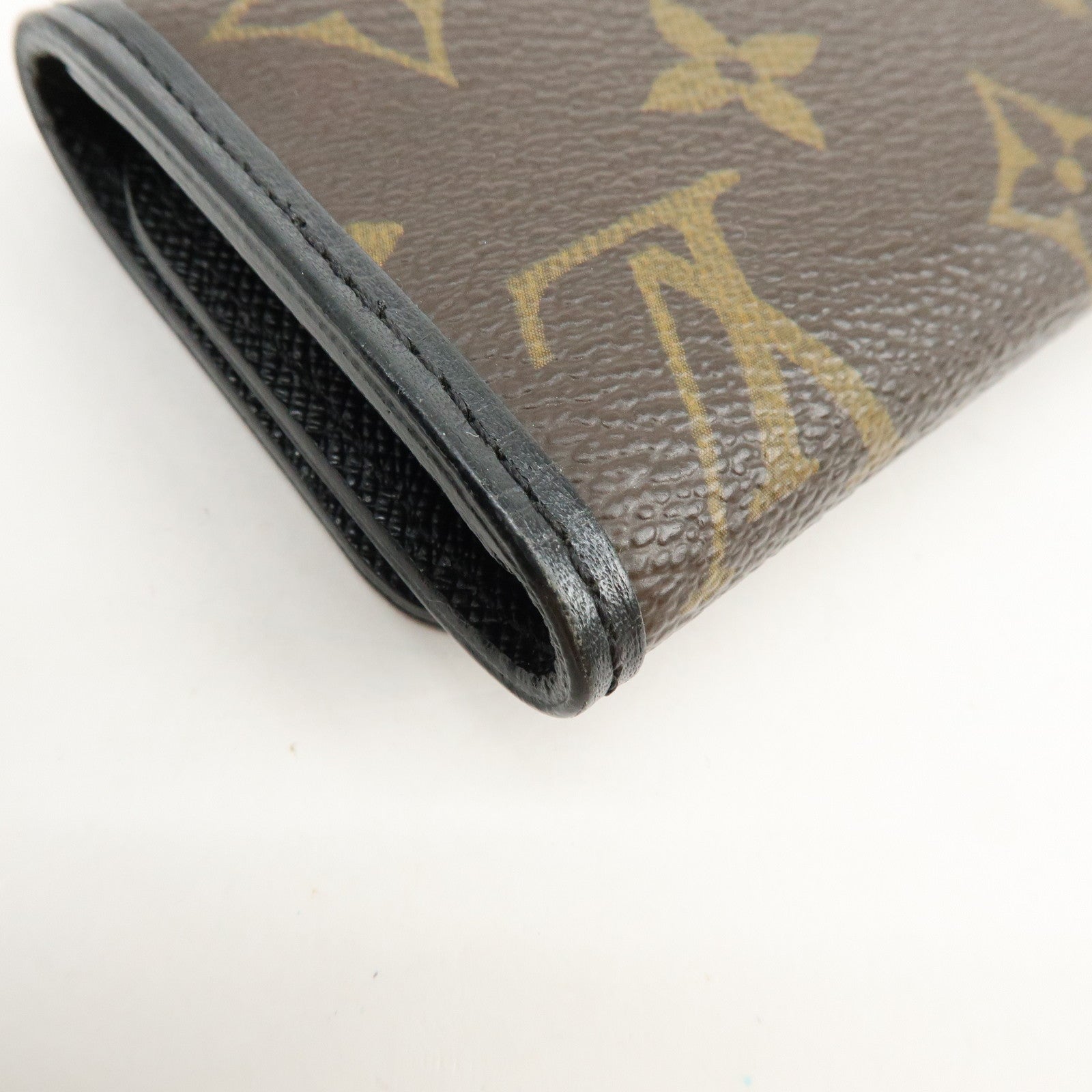 Louis Vuitton Monogram Canvas Maccasar Multicles 6 Key Case M60165