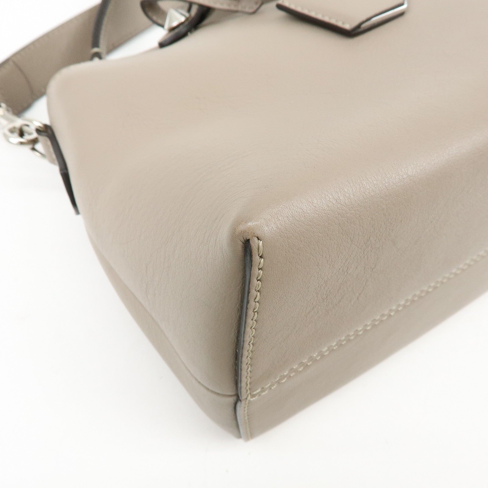 FENDI BY THE WAY Medium Leather 2Way Hand Bag Greige 8BL124