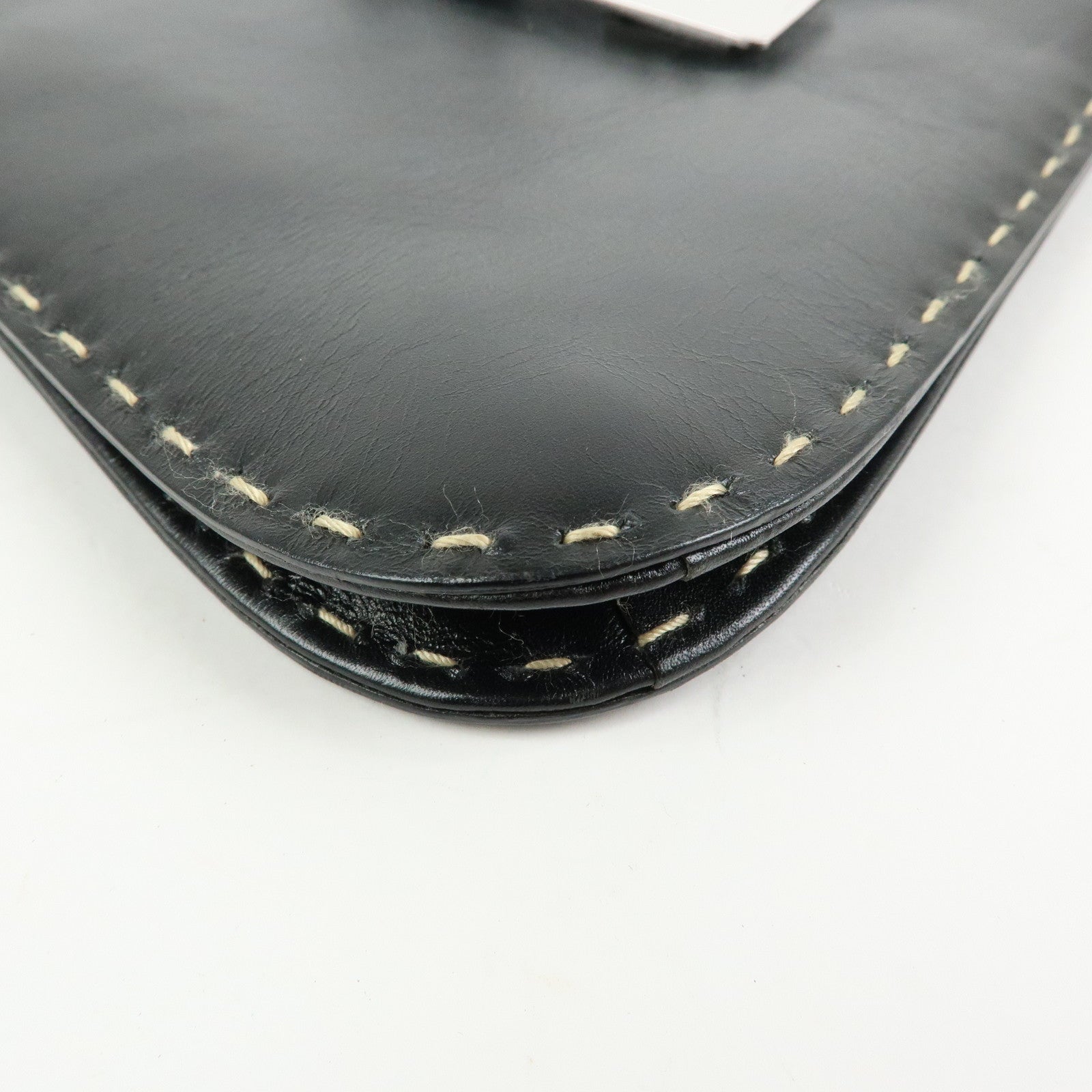 GUCCI Logo Plate Leather Hand Shoulder Bag Black 001・4279・204990