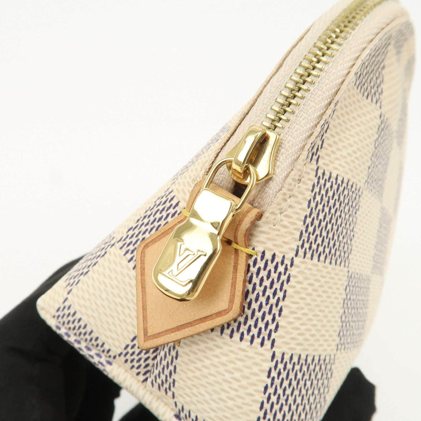 Louis Vuitton Damier Azur Pochette Cosmetic Pouch N60024