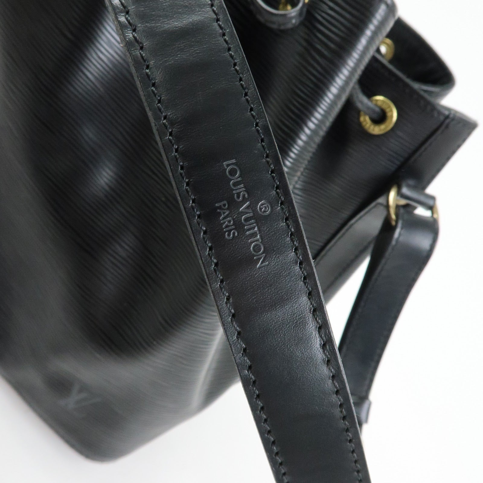 Louis Vuitton Epi Leather Petit Noe Shoulder Bag Noir Black M59012