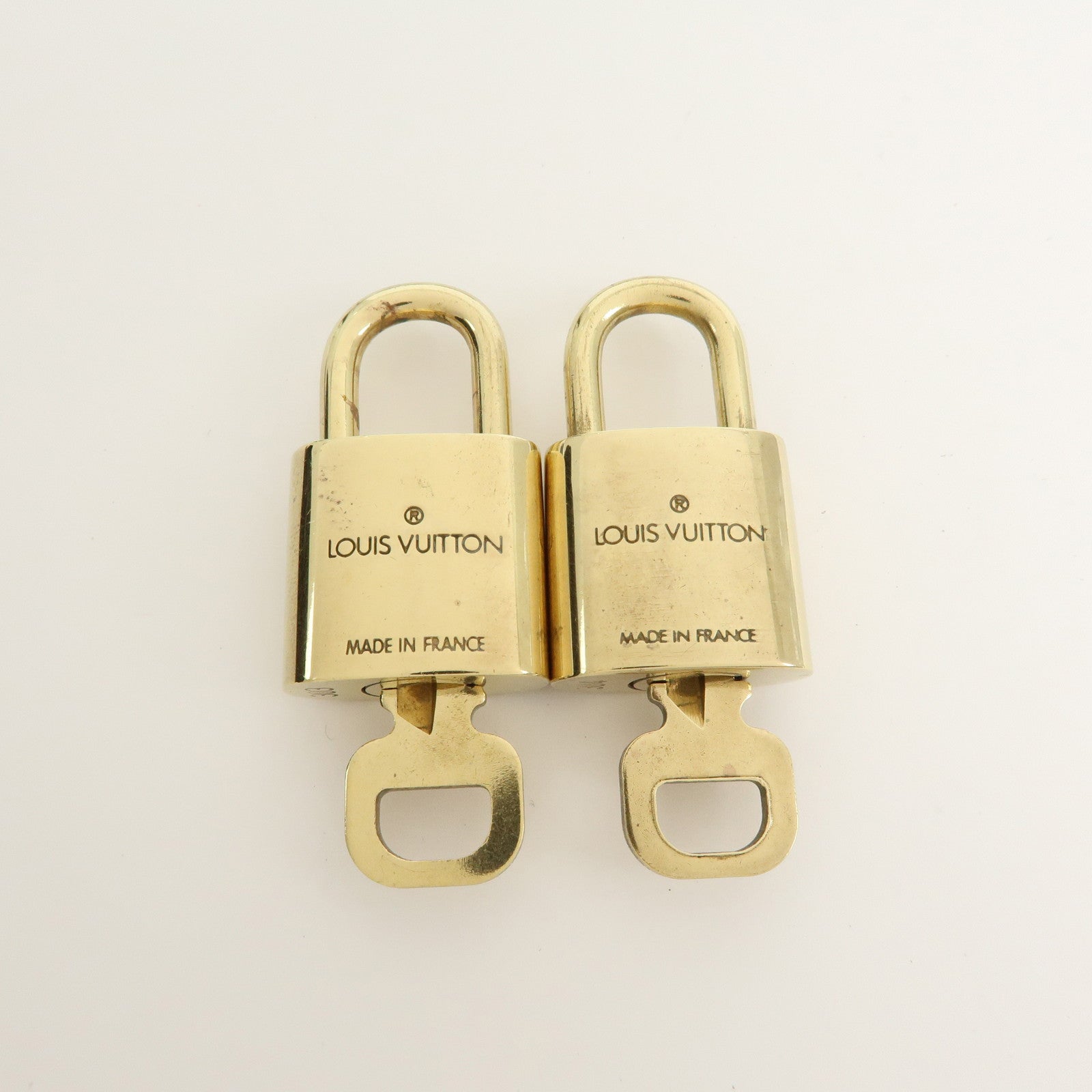 Louis Vuitton Set of 10 Lock & Key Cadena Key Lock Gold