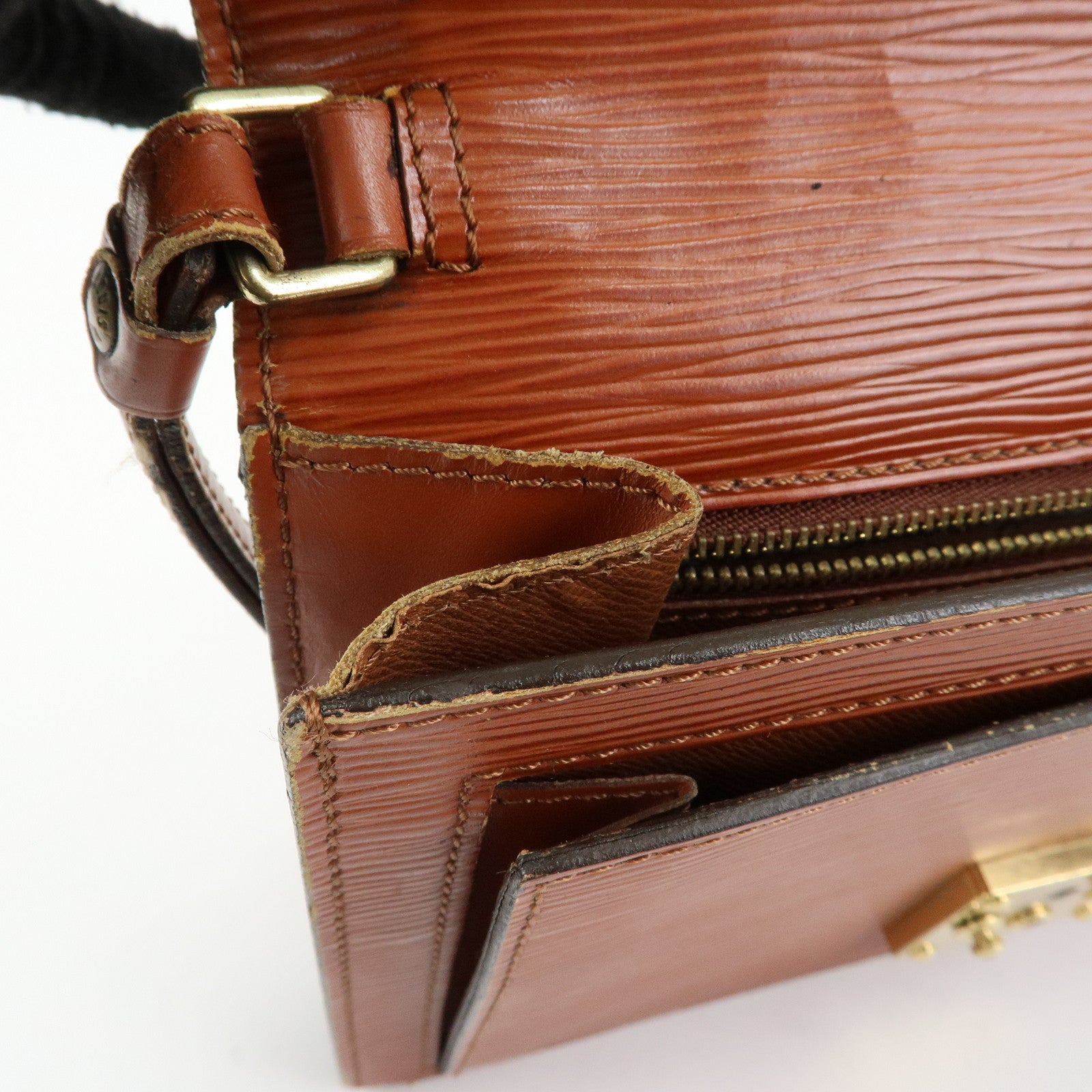 Louis Vuitton Epi Sellier Dragonne Clutch Bag Kenya Brown M52613