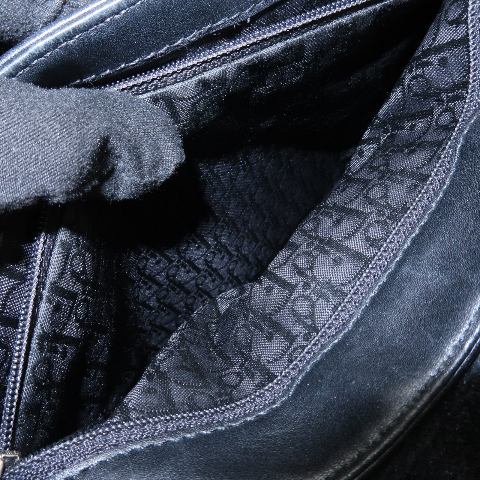 Christian Dior Street Chic Leather Shoulder Bag Crossbody Bag Black