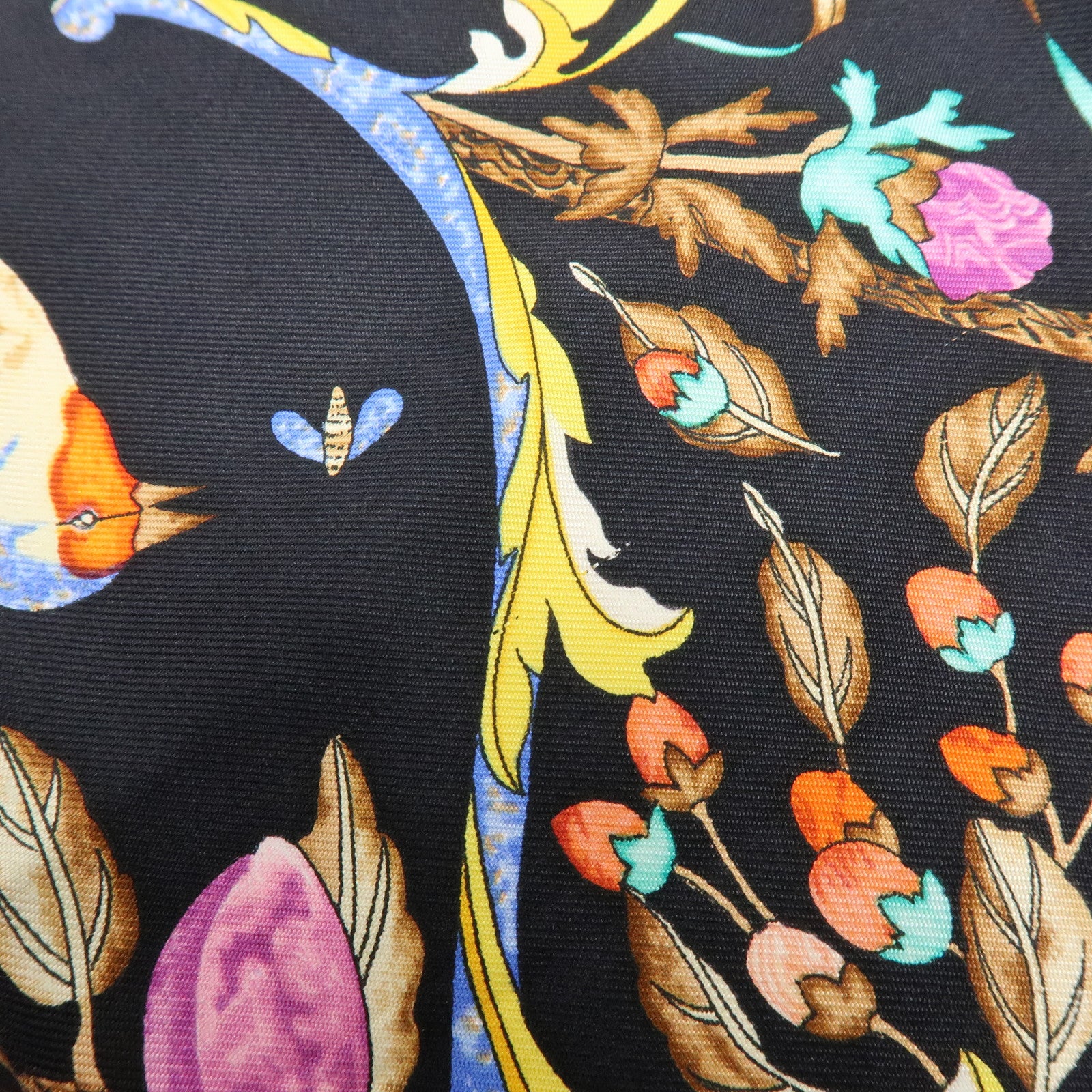 HERMES Carre 90 Silk 100% Scarf PIERRES D' ORIENT ET D' OCCIDENT