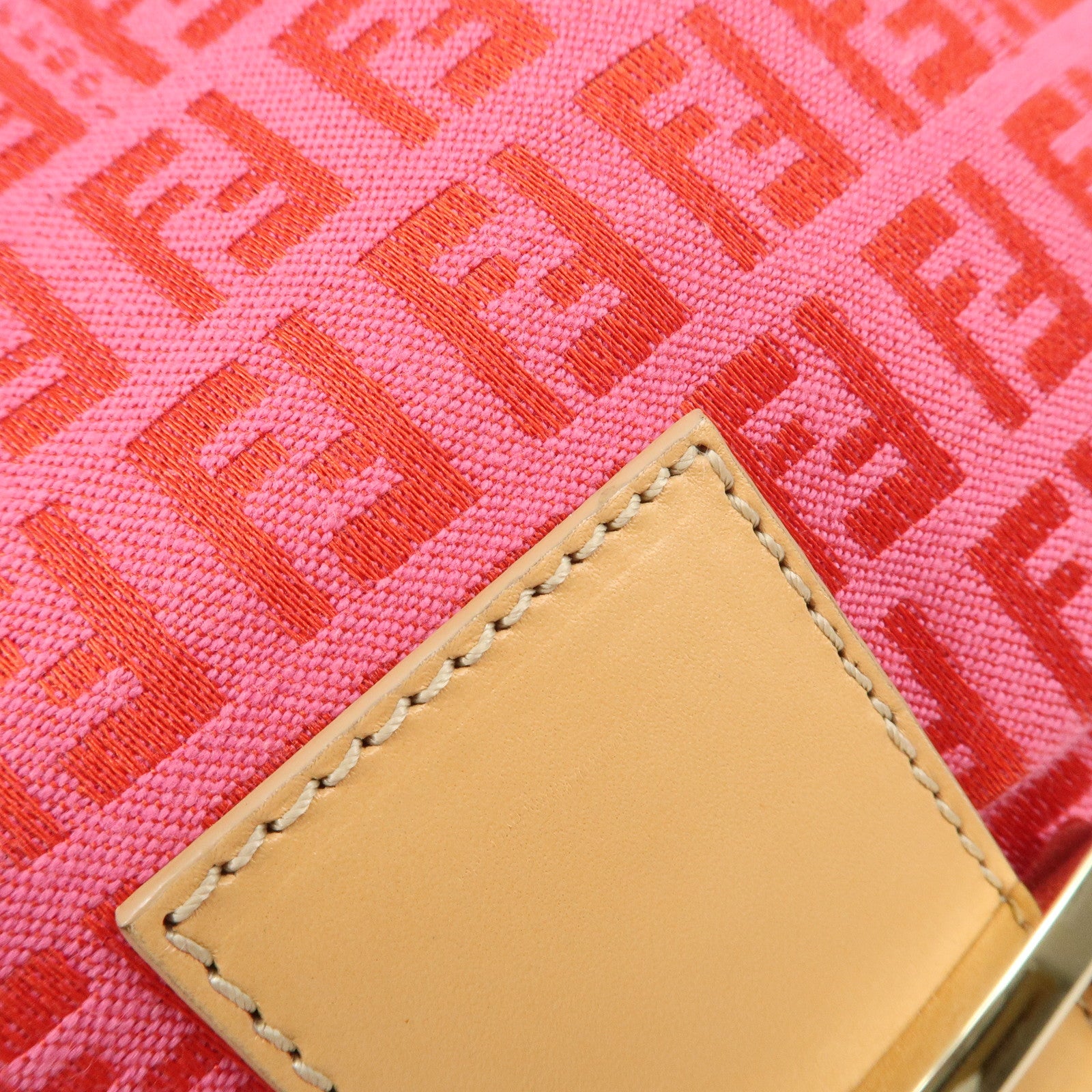 FENDI Mamma Baguette Zucchino Canvas Leather Shoulder Bag Pink