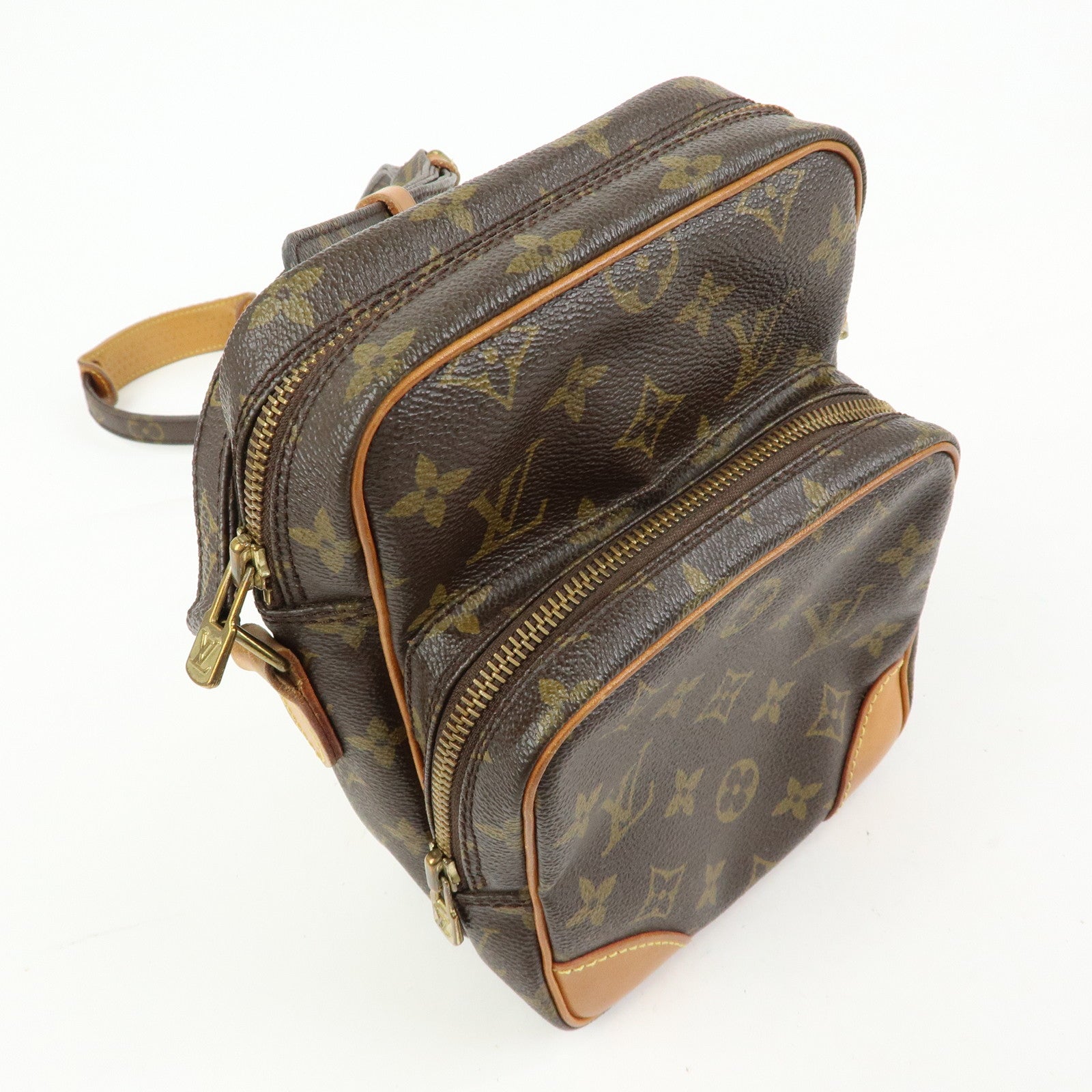 Louis Vuitton Monogram Amazone Shoulder Bag Crossbody Bag M45236