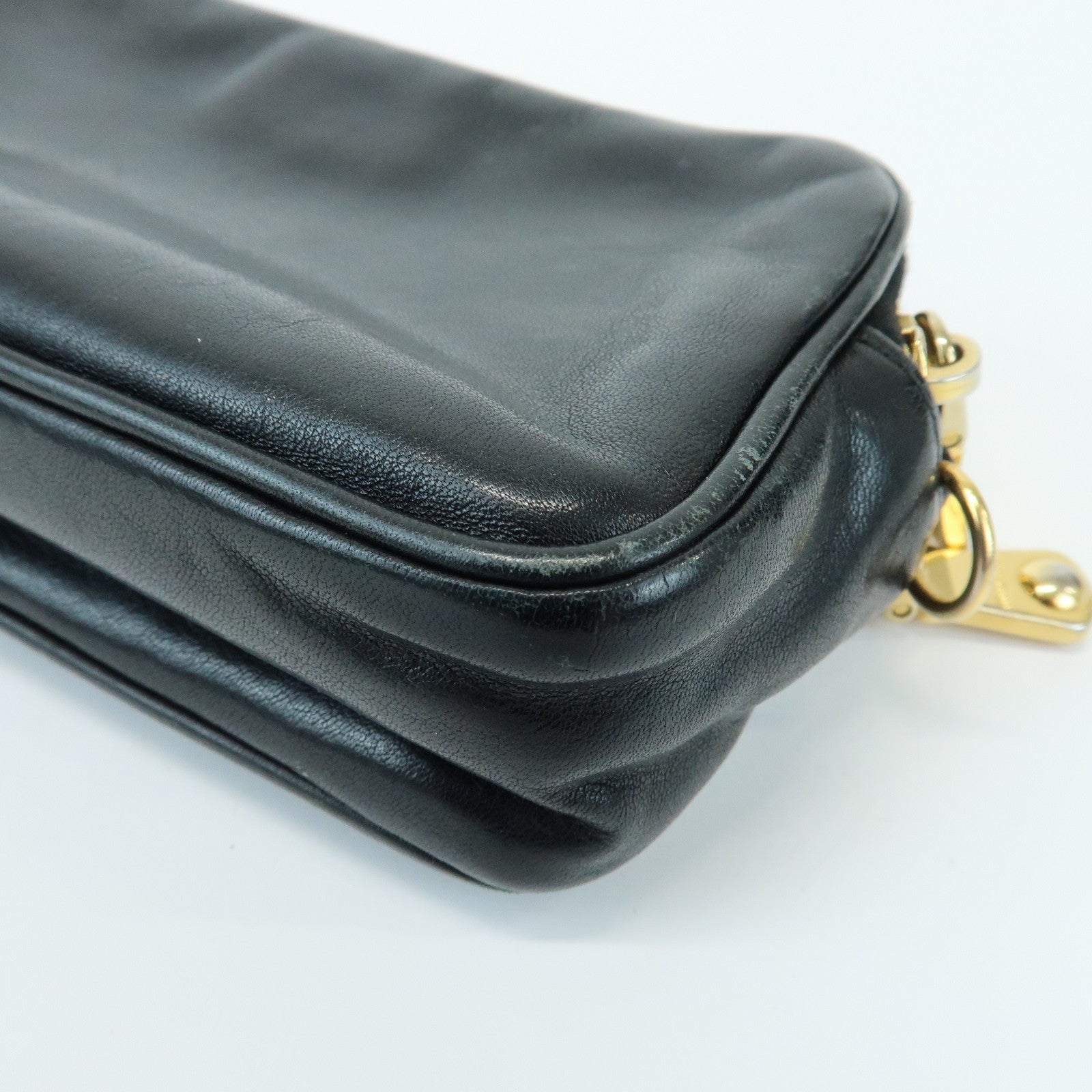 MIU MIU Lamb Skin Studs Cosmetic Pouch Accessoires Pouch Black