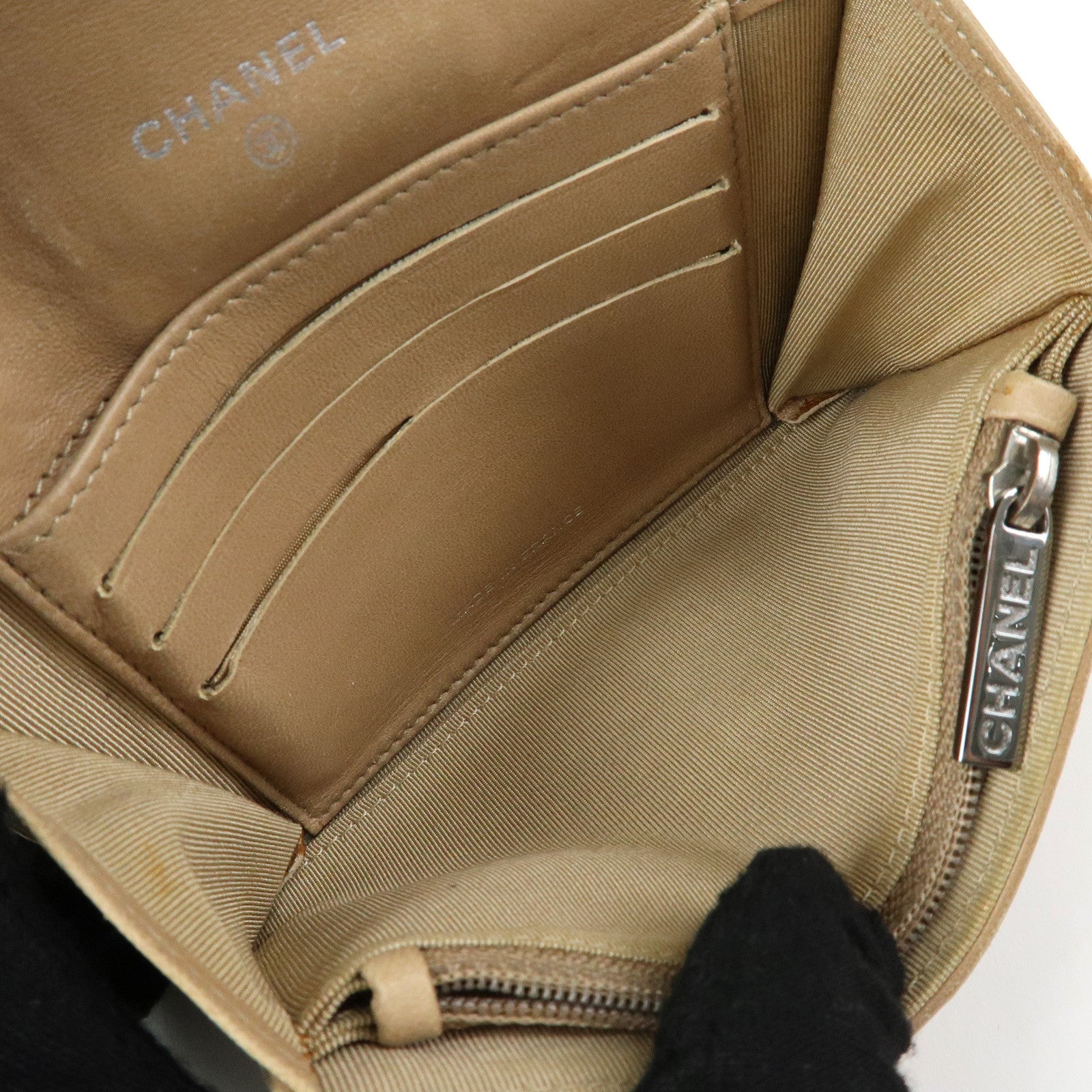 CHANEL Icon Line Unborn Calf Leather Patchwork Compact Wallet Beige