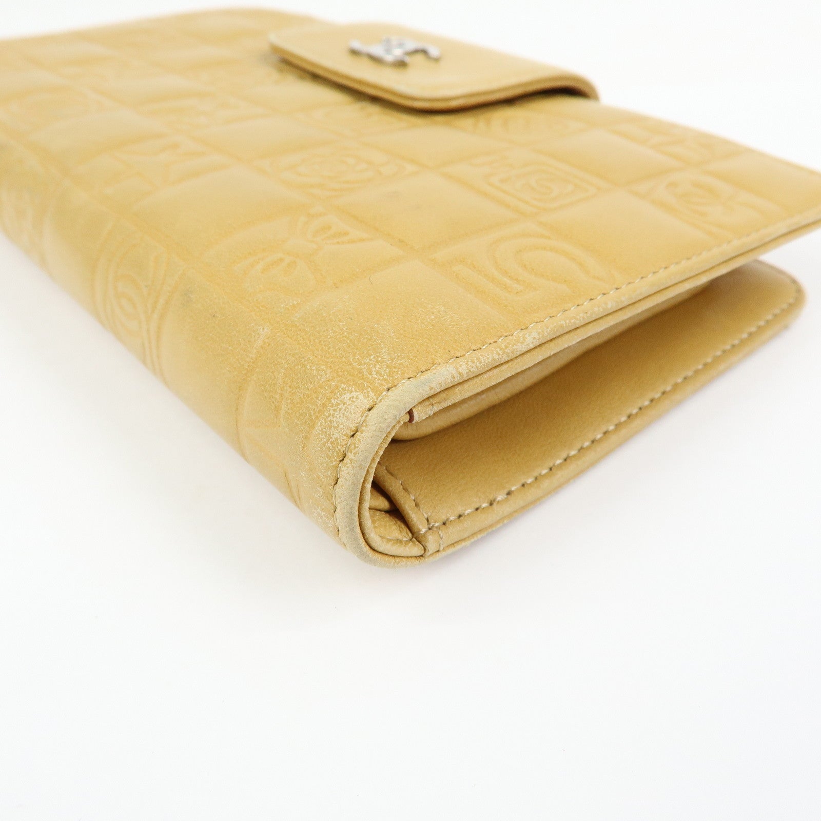 CHANEL Chocolate Bar Lamb Skin Long Wallet Yellow Beige A82281