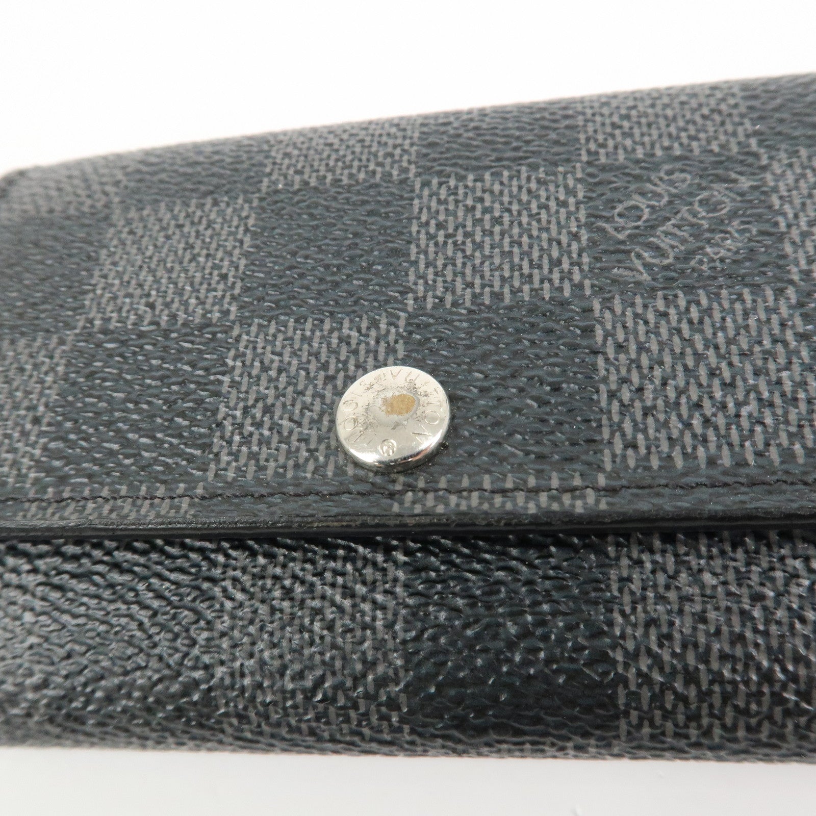 Louis Vuitton Damier Graphite Multicle 6 Key Case Gray Black N62662