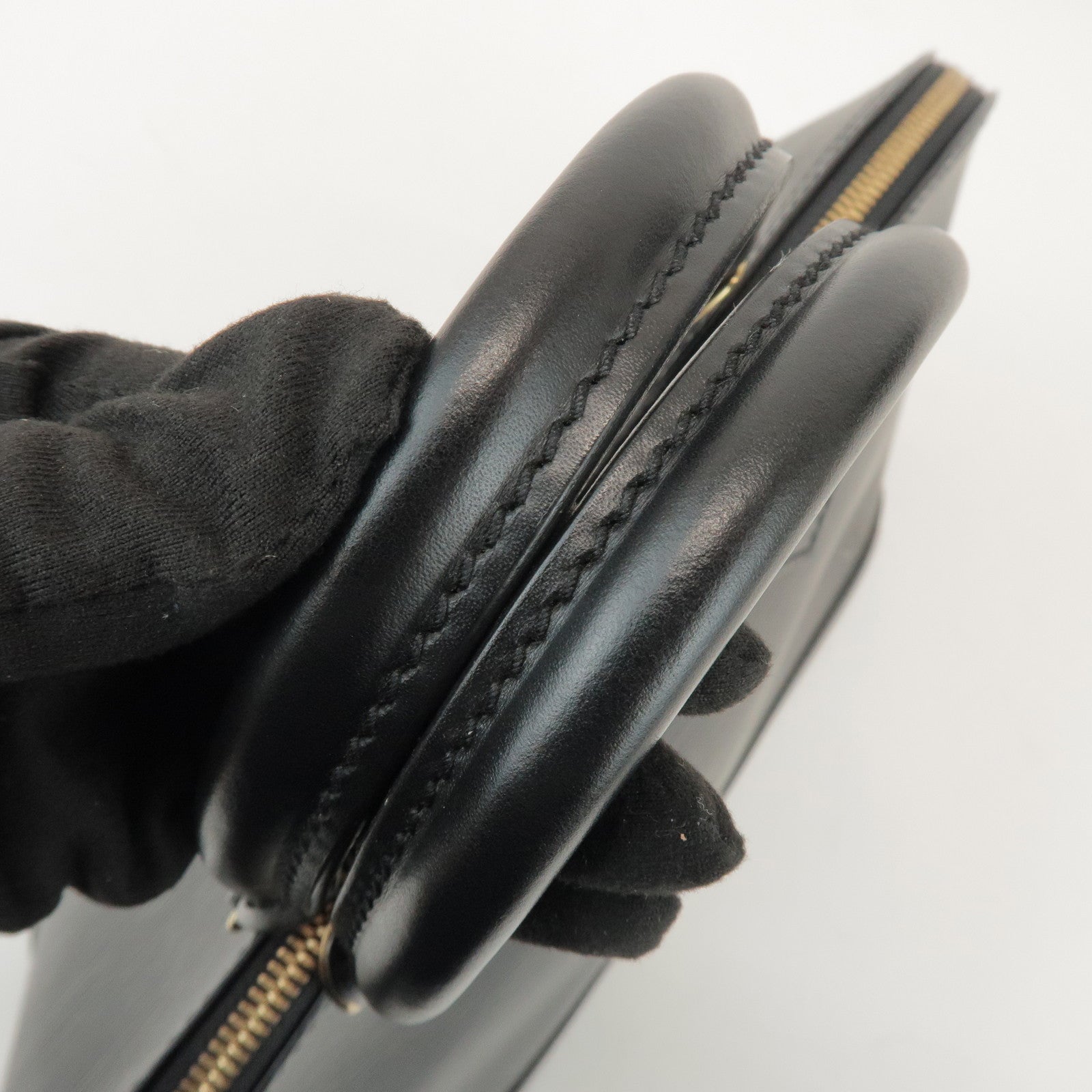 Louis Vuitton Epi Alma 2Way Hand Bag Shoulder Bag Noir Black M52142