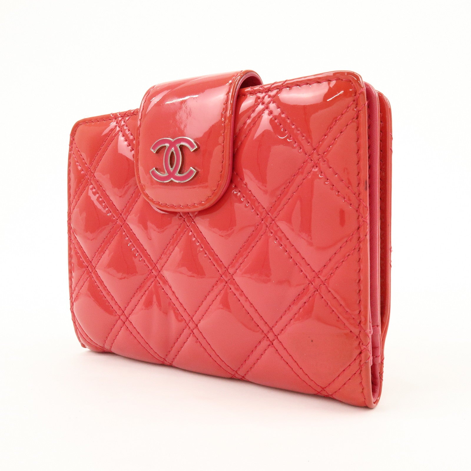 CHANEL COCO Mark Bicolore Patent Leather Compact Wallet Red