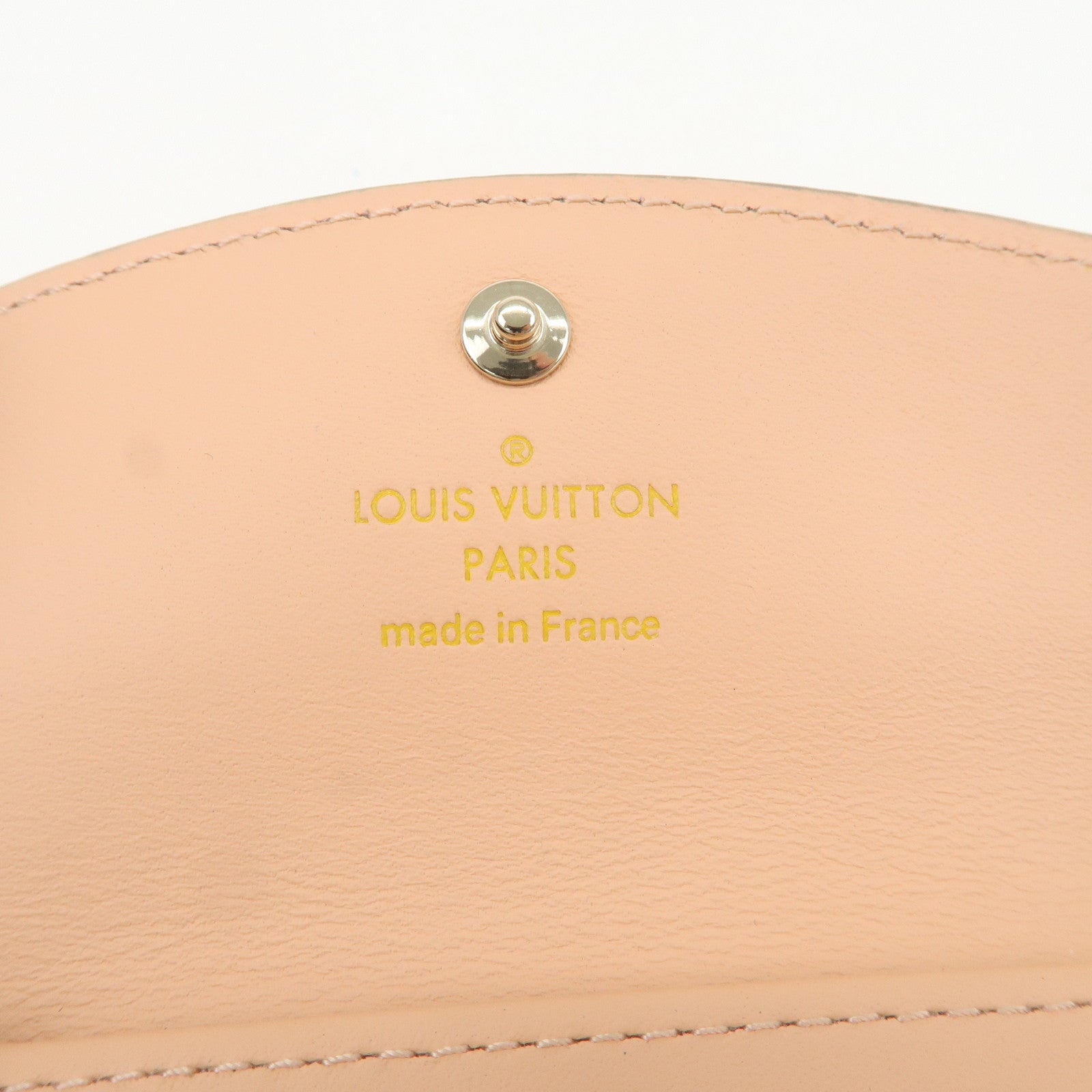 Louis Vuitton Mahina Leather Multicles 4 Key Case Gray M82648