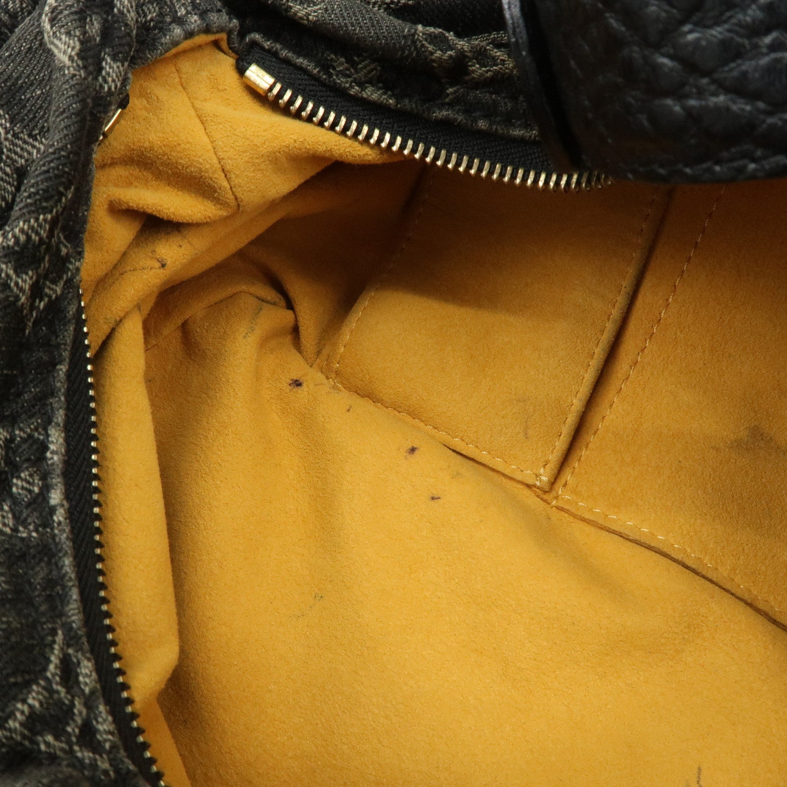 Louis Vuitton Monogram Denim Slightly Shoulder Bag Noir M95835