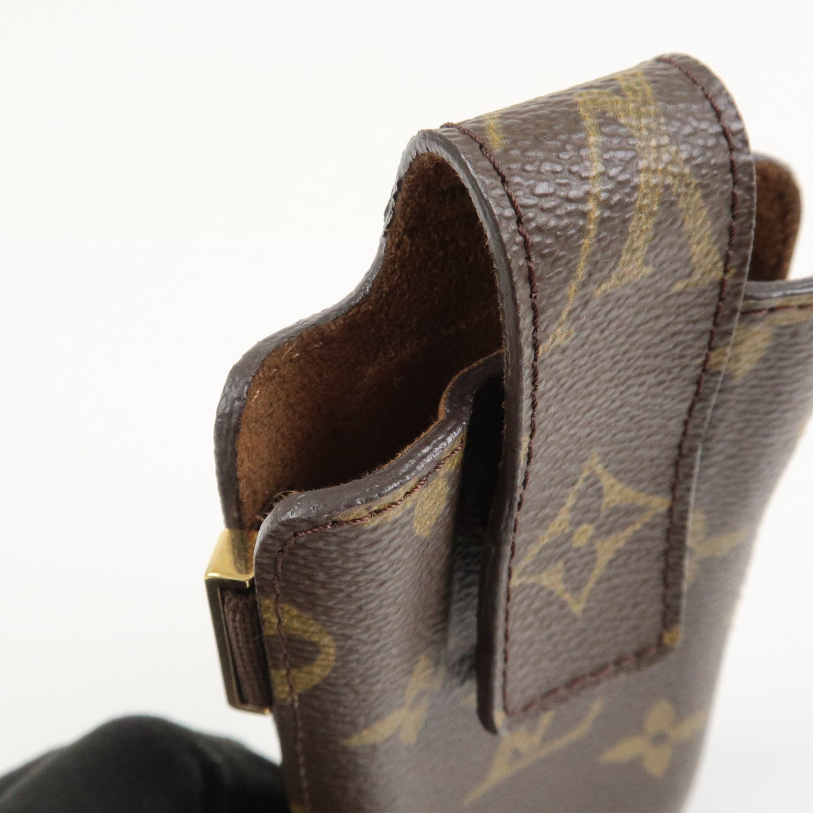 Louis Vuitton Monogram Etui Telephone International PM M63064