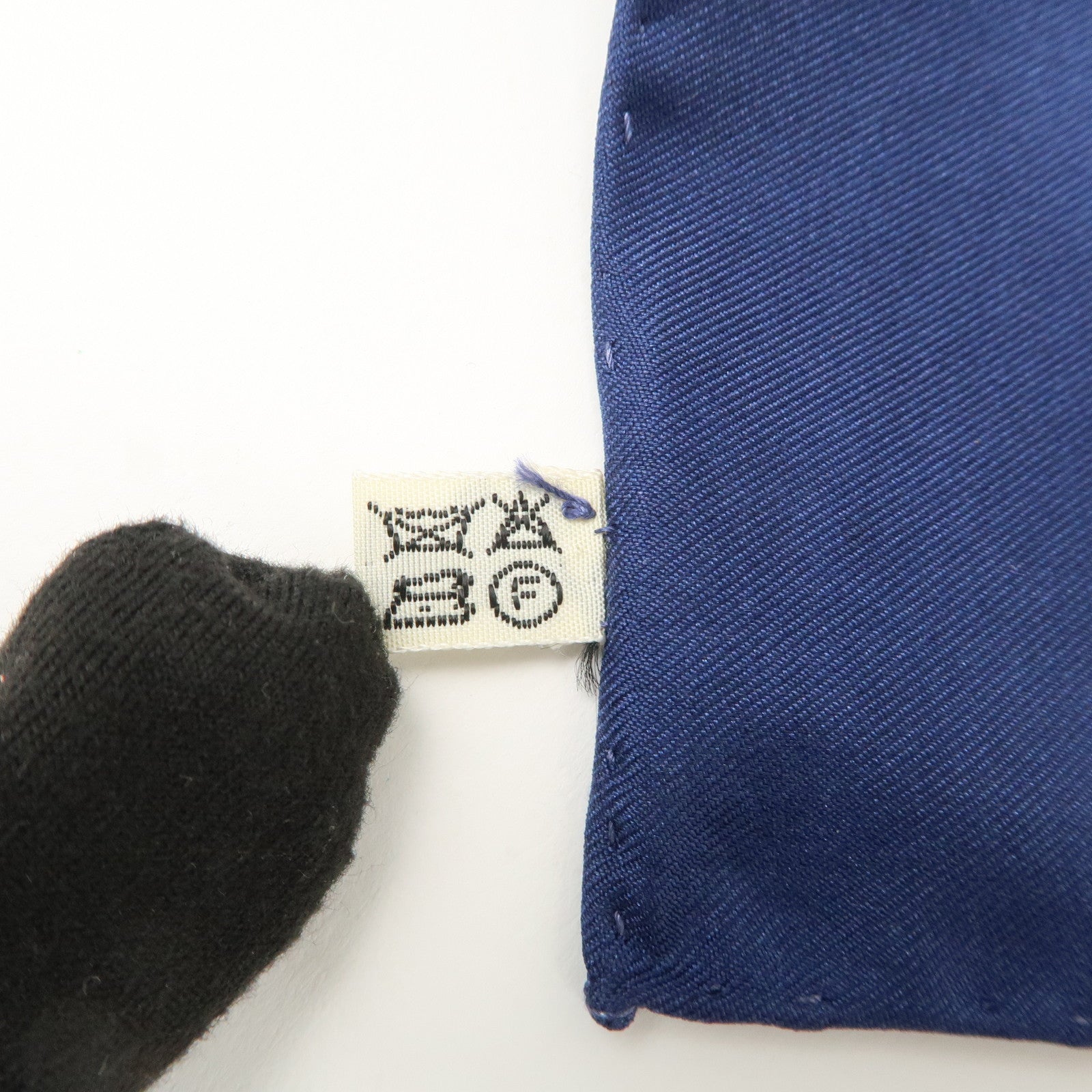 HERMES Petit Carre Silk 100% Mini Scarf Navy Red