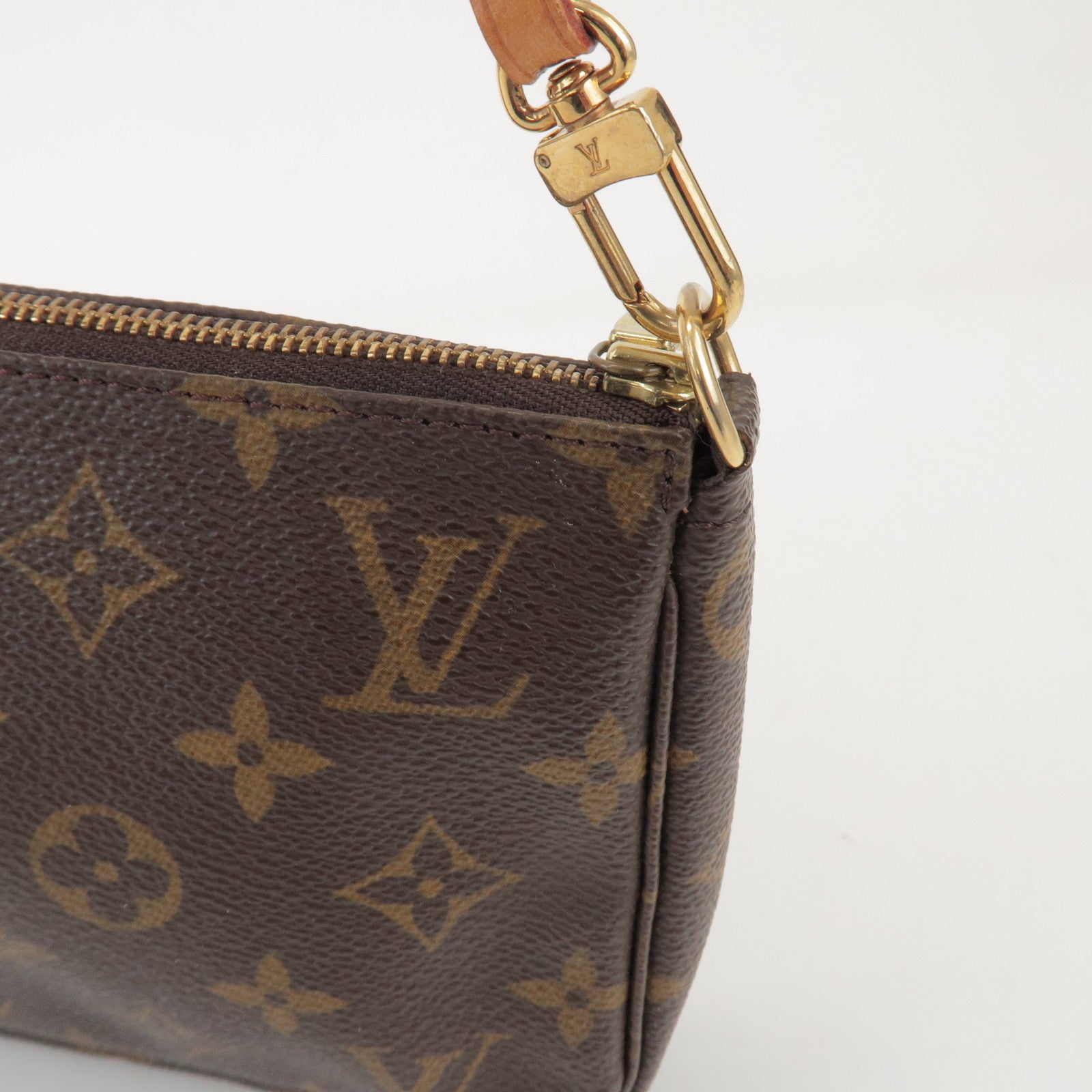 Louis Vuitton Monogram Pochette Accessoires Pouch Hand Bag M51980