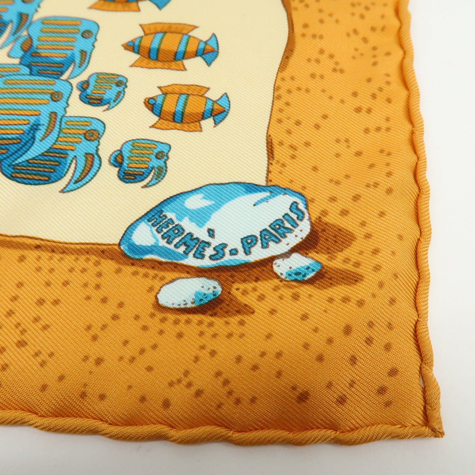 HERMES Petit Carre 40 Silk 100% Mini Scarf Poissons Tropicaux