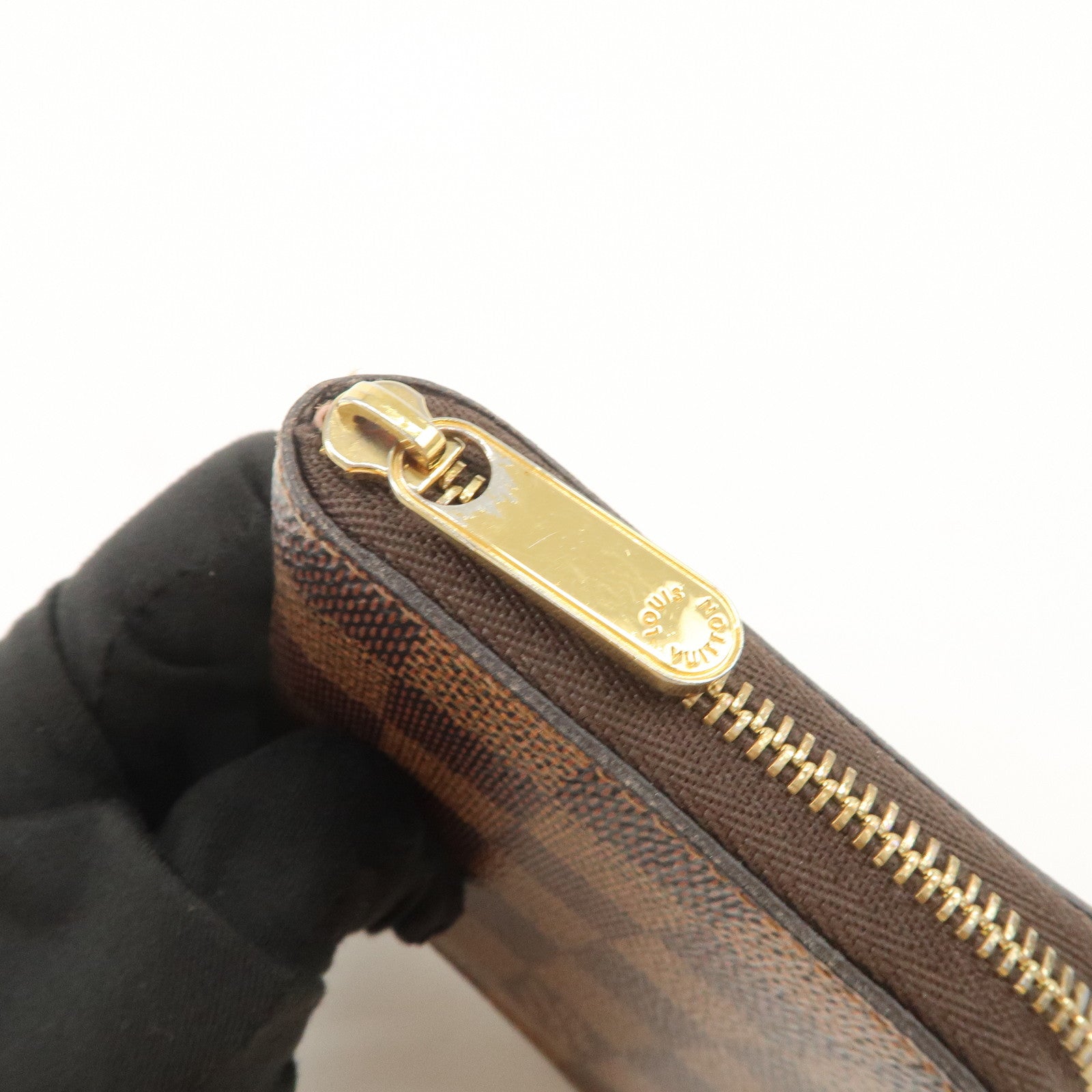 Louis Vuitton Damier Zippy Round Coin Purse Damier Ebene N60213