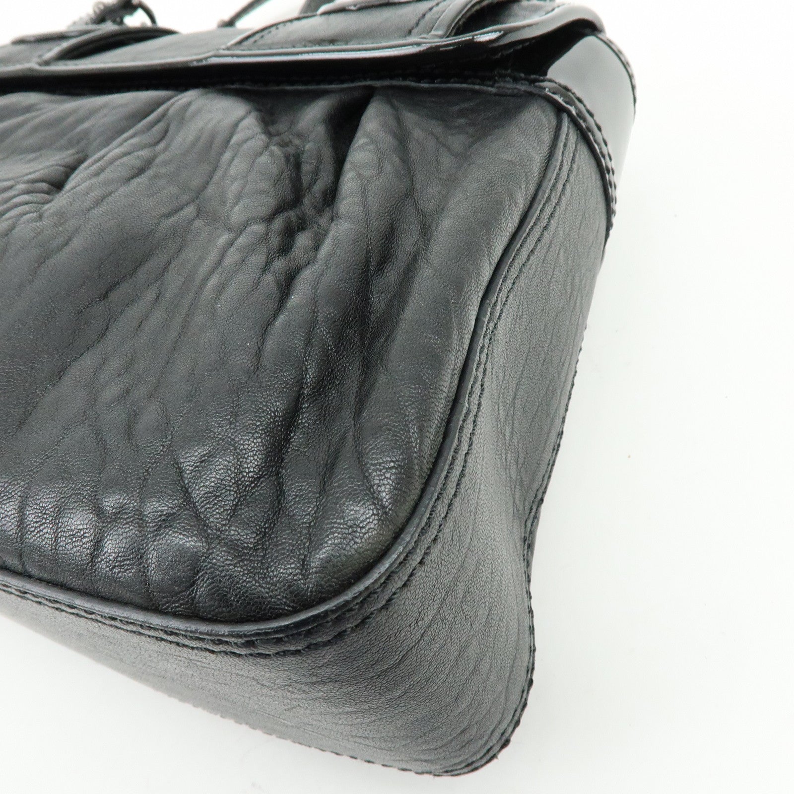 FENDI Patent Leather Chain Shoulder Bag Hand Bag Black 8BN165