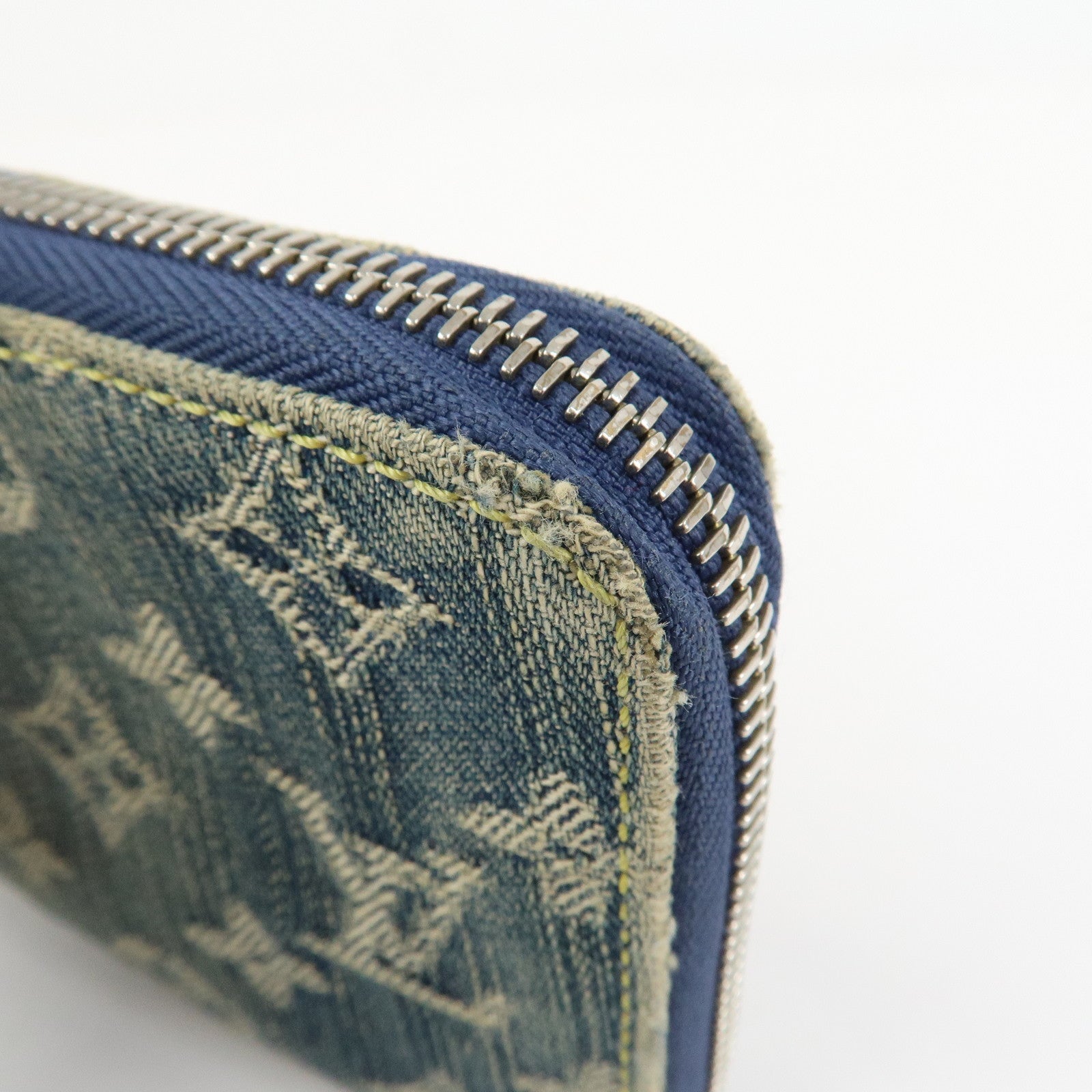 Louis Vuitton Monogram Denim Mini Zippy Wallet Blue M95342