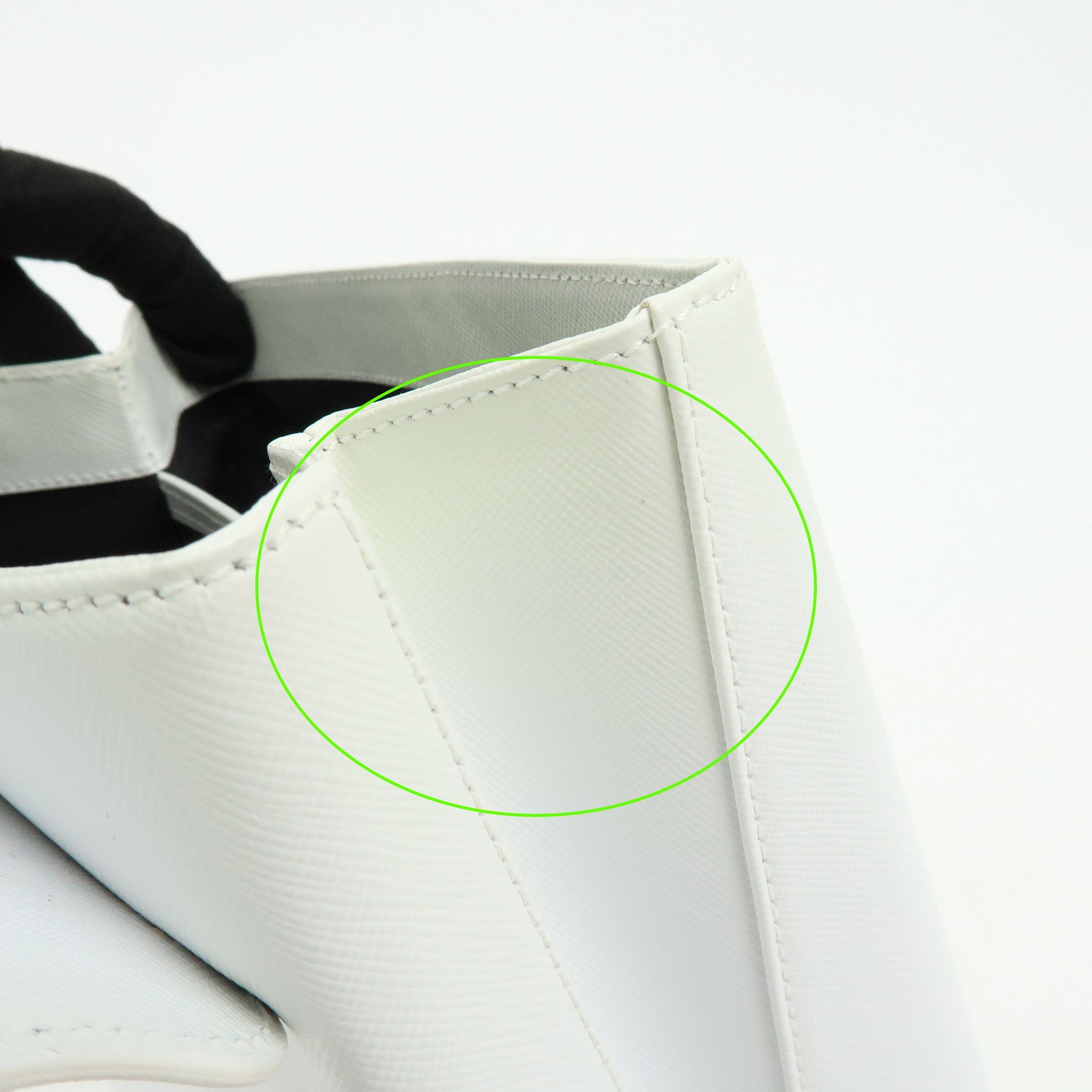 Ferragamo Gancini Leather 2Way Bag Hand Bag Shoulder Bag White