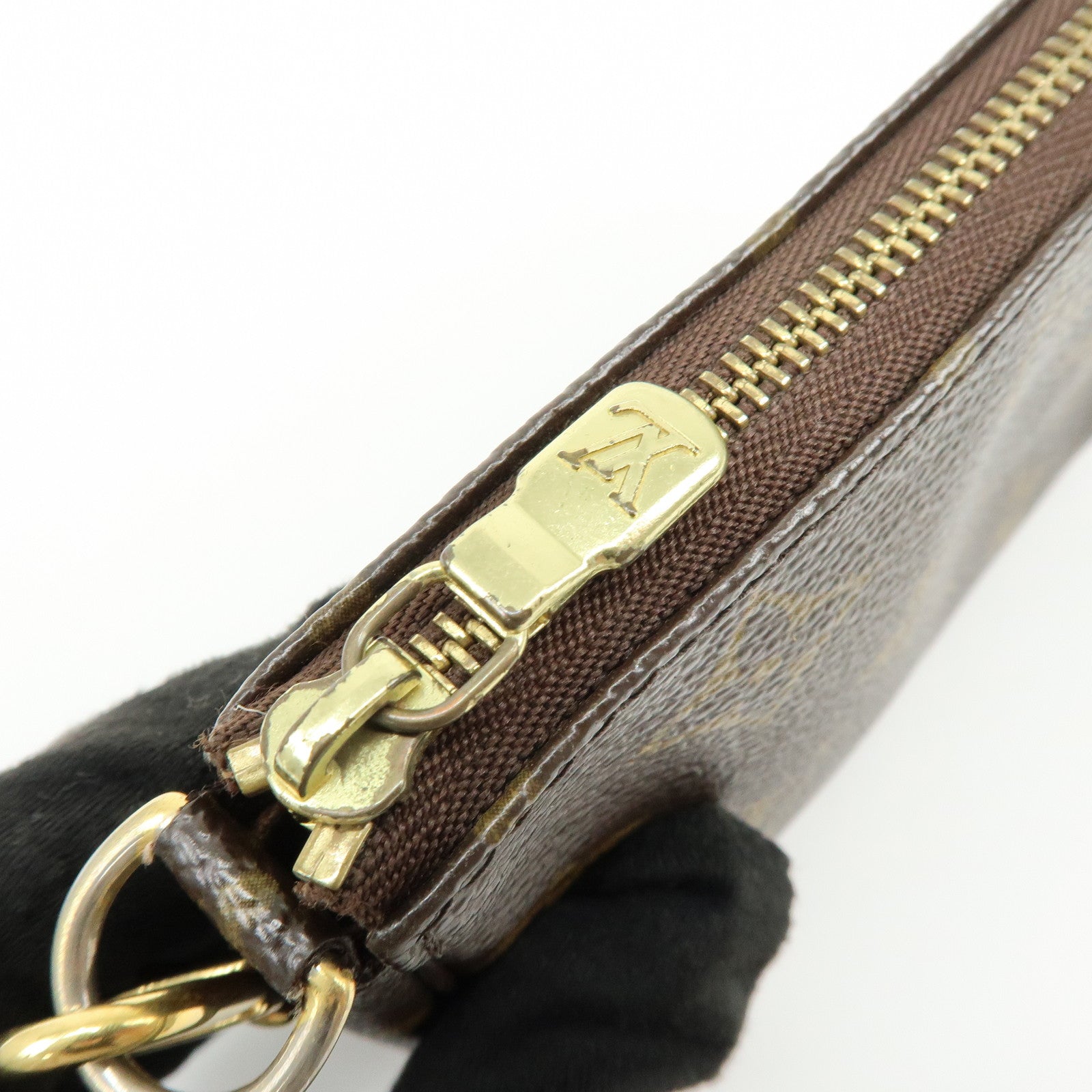 Louis Vuitton Monogram Mini Pochette Accessoires Hand Bag M58009