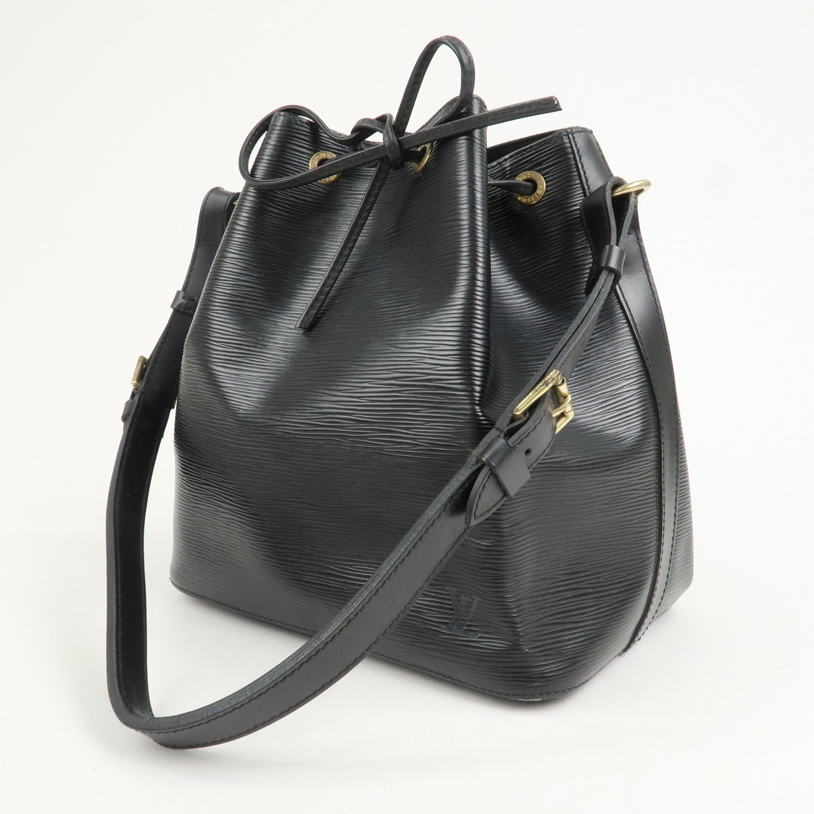 Louis Vuitton Epi Petit Noe Shoulder Bag Noir Black M44102
