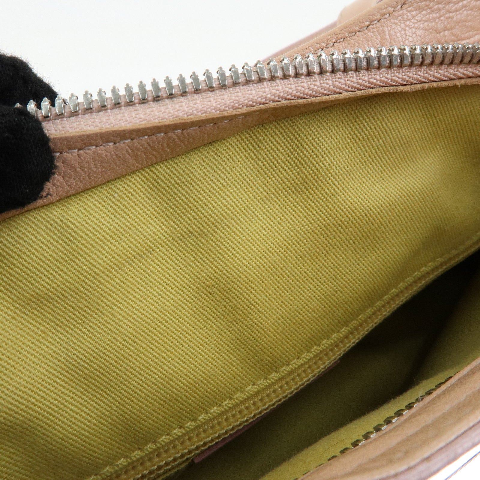 Ferragamo Gancini Leather Shoulder Bag Hand Bag Pink