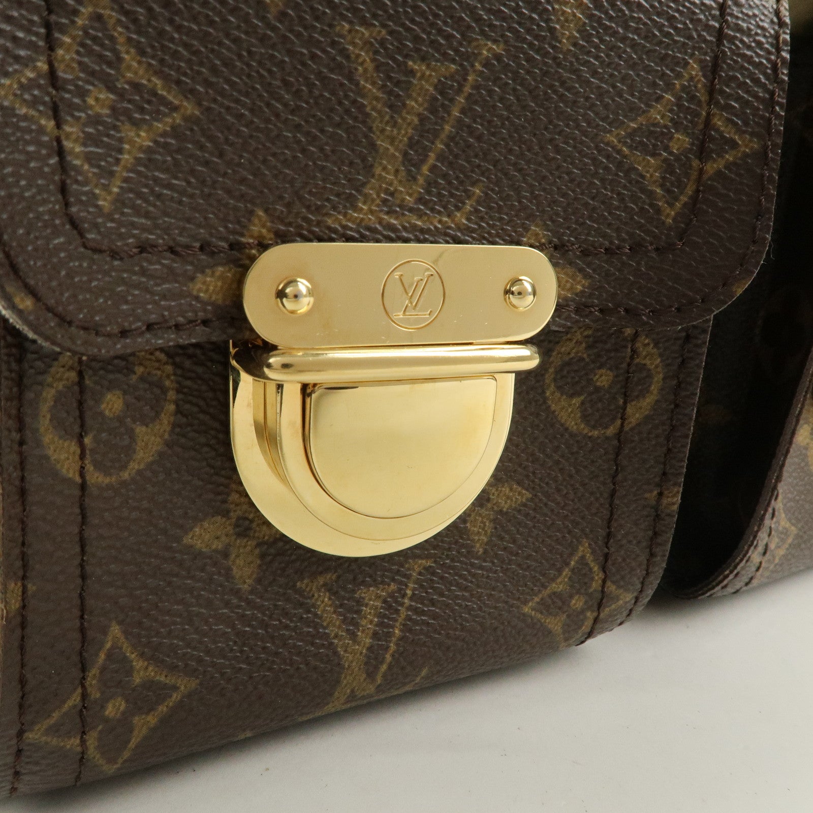 Louis Vuitton Monogram Manhattan PM Hand Bag Gold Hardware M40026