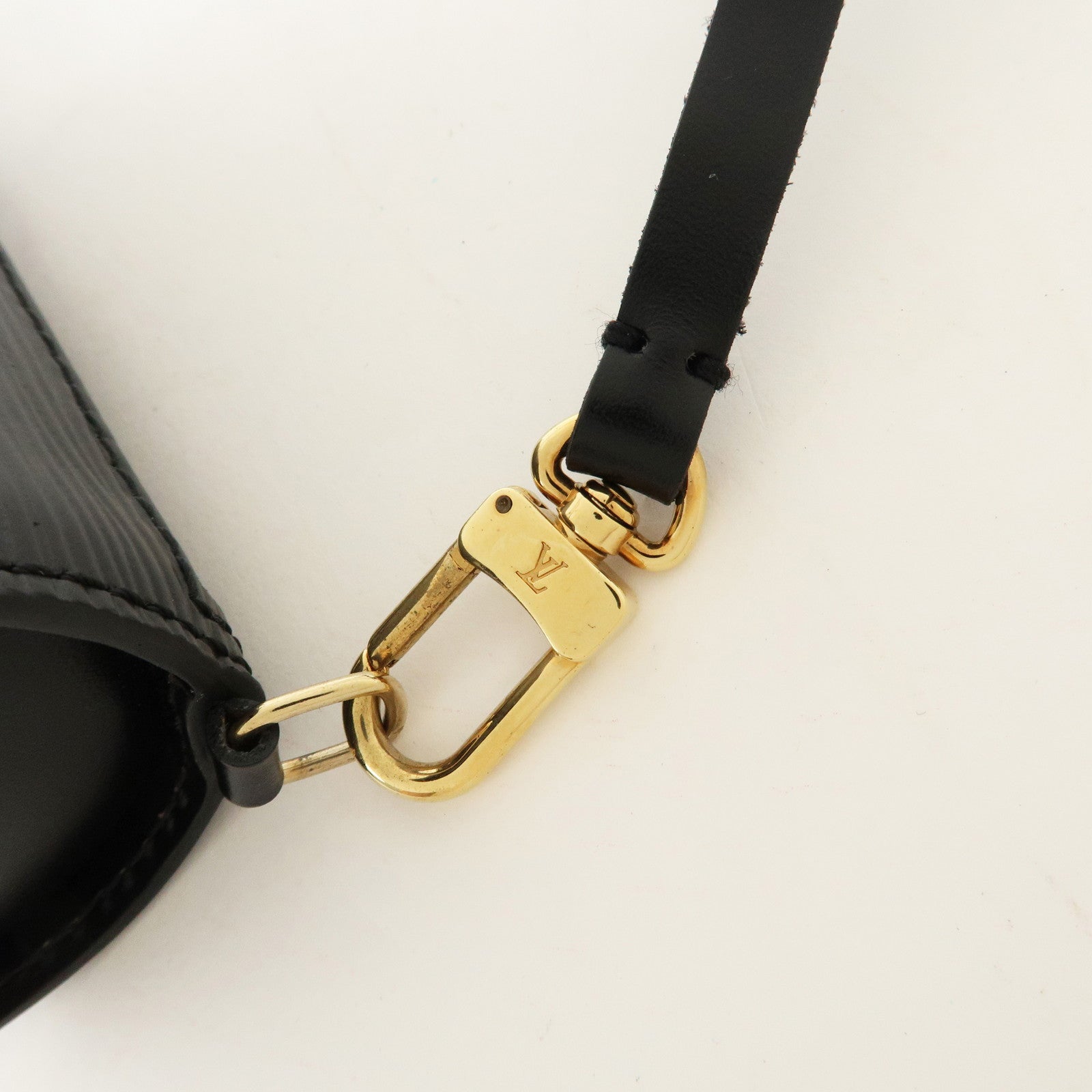 Louis Vuitton Epi Soufflot & Pouch Hand Bag Noir Black M52862