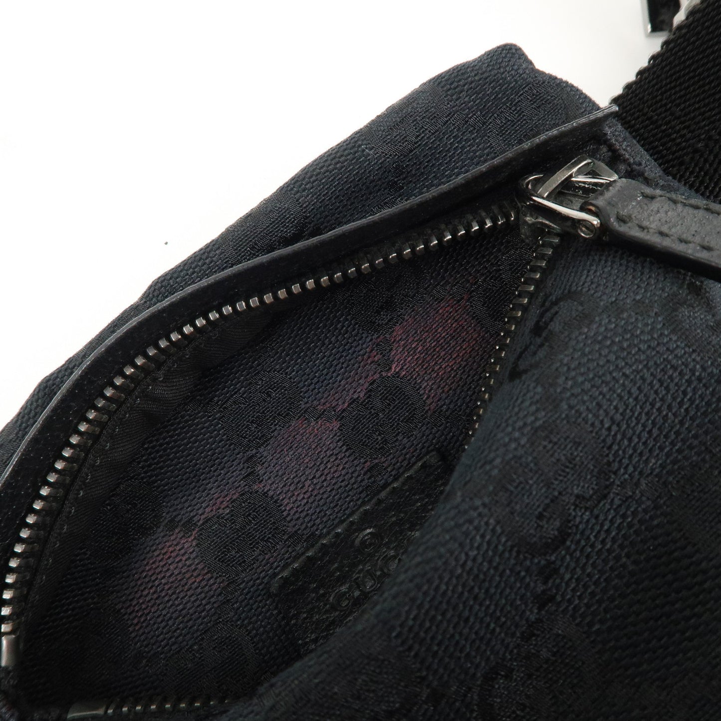 GUCCI GG Canvas Leather Waist Bag Waist Pouch Black 28566