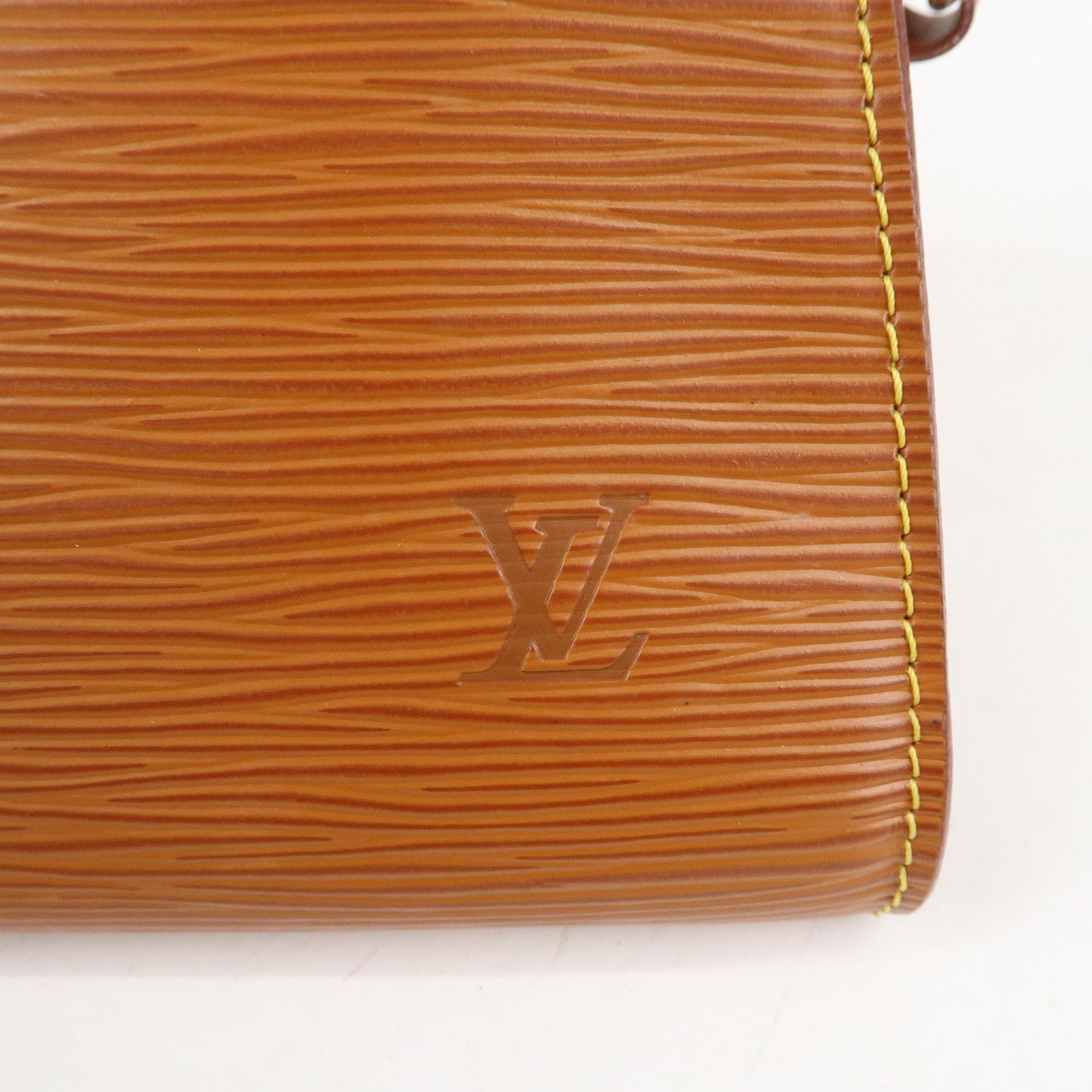 Louis Vuitton Epi Pochette Accessoires Pouch Zipang Gold M52948 Used