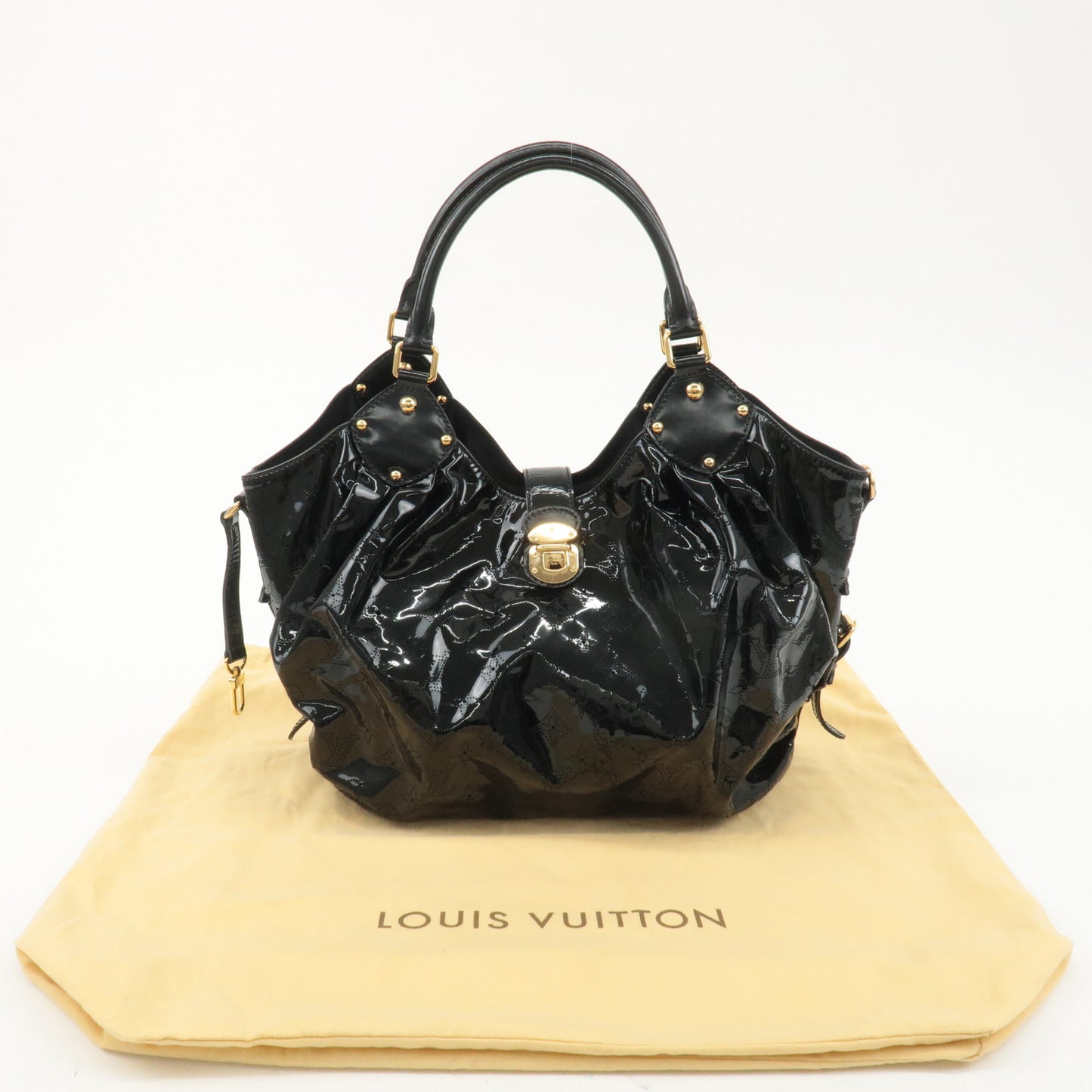 Louis Vuitton Patent Mahina Surya XL Shoulder Bag Noir M95796