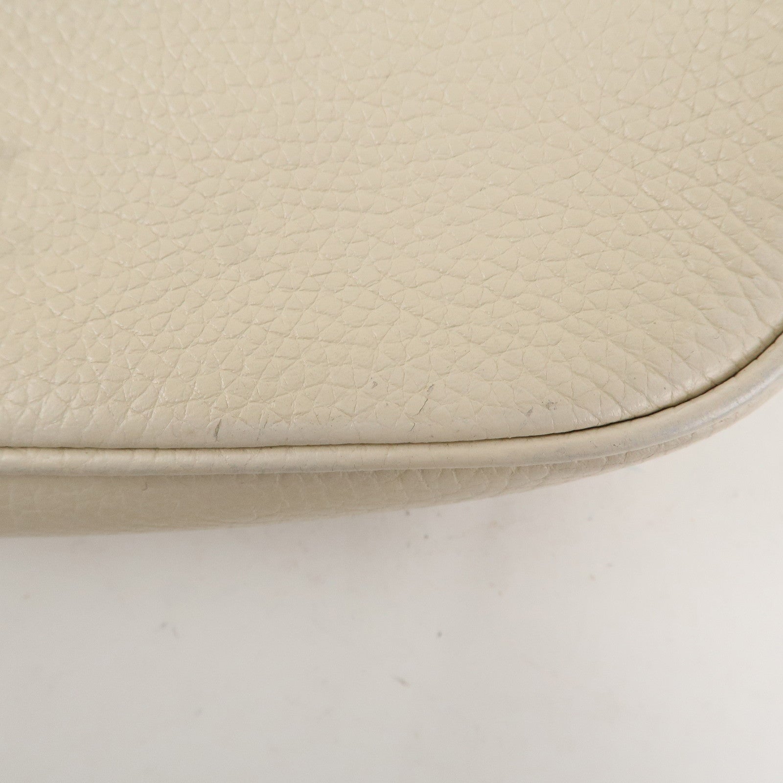 GUCCI Soho Leather Chain Shoulder Bag Ivory 536224