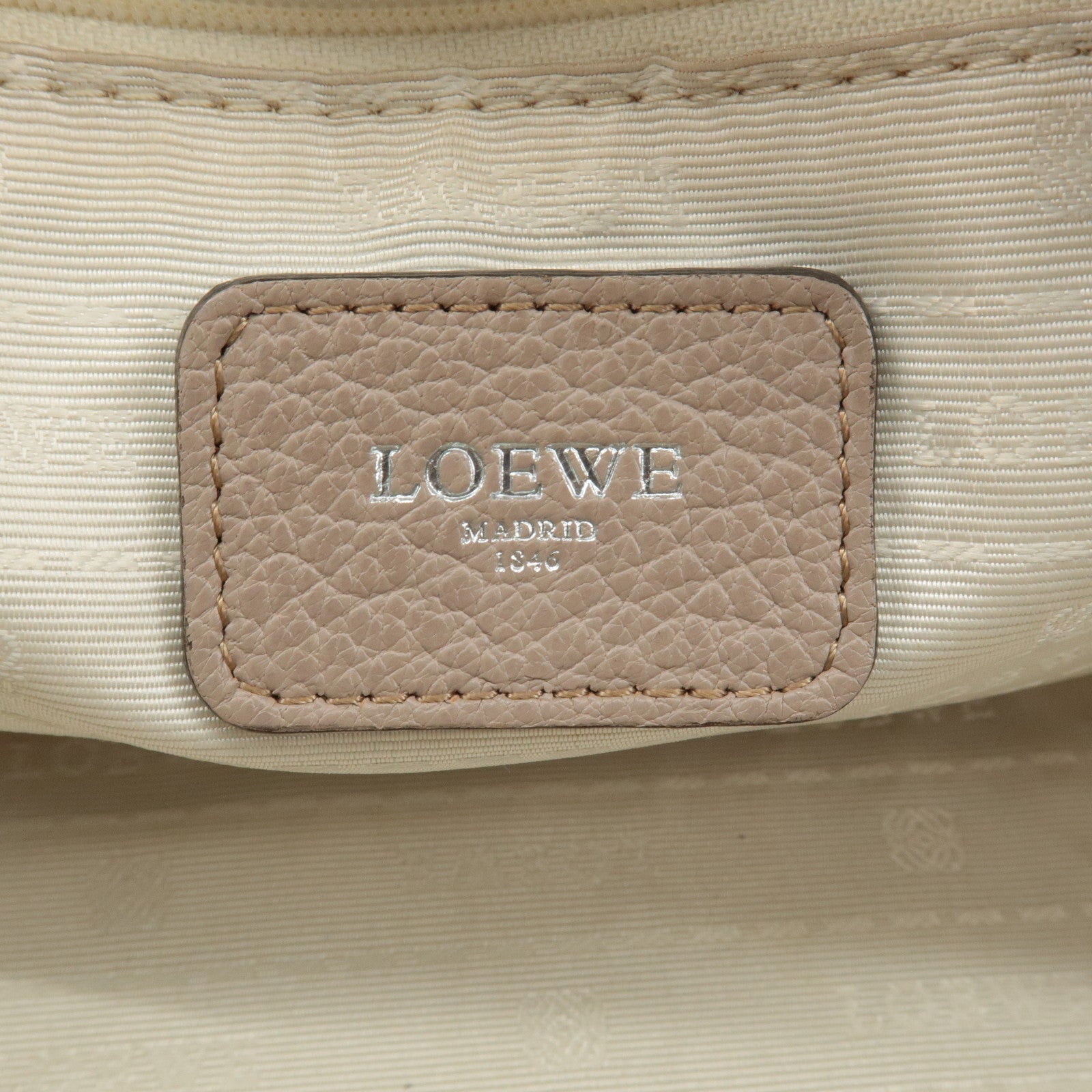 LOEWE Leather Amazona 28 Early Model Hand Bag Greige