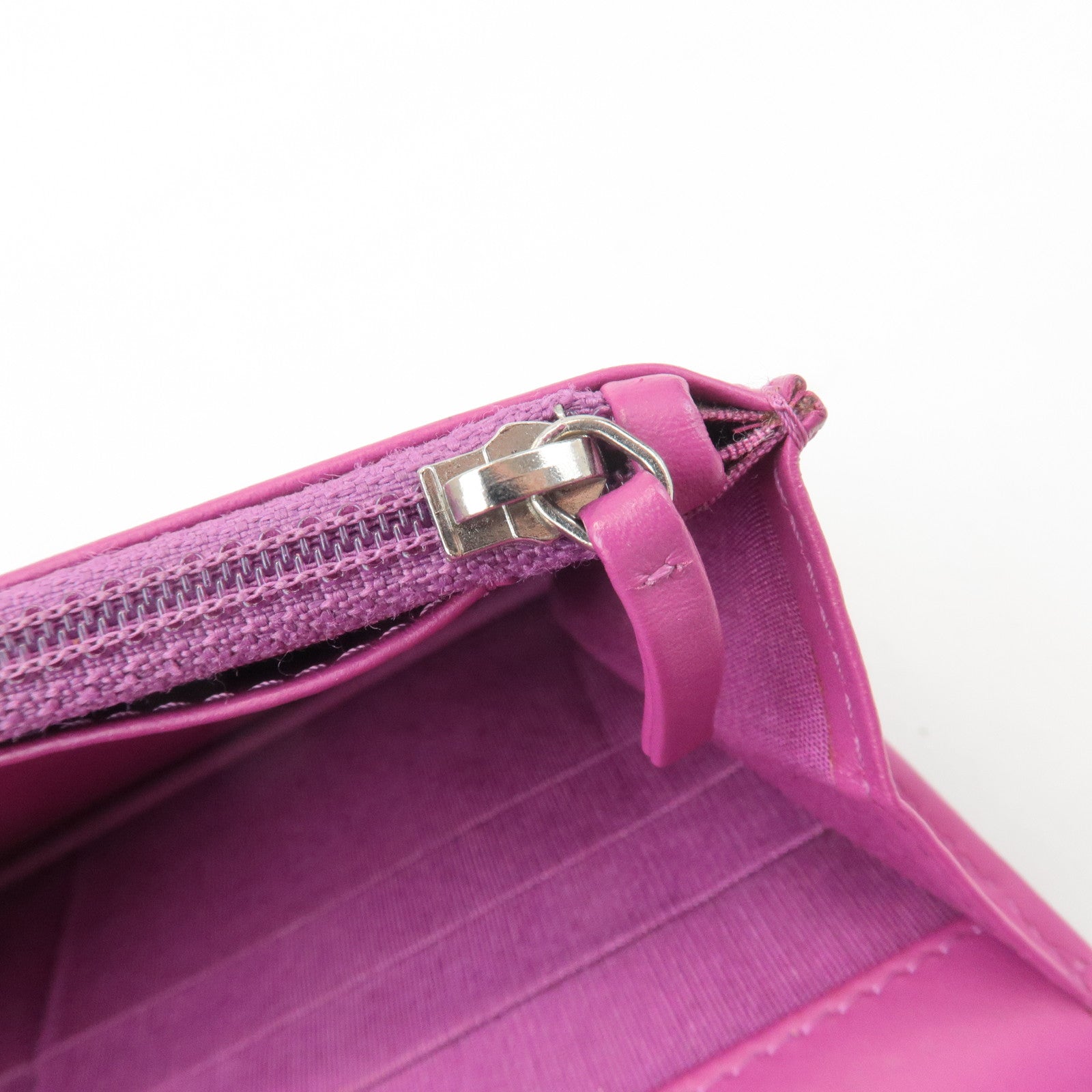 CHANEL COCO Mark Shevron Patent Leather V Stitch Chain Wallet Used