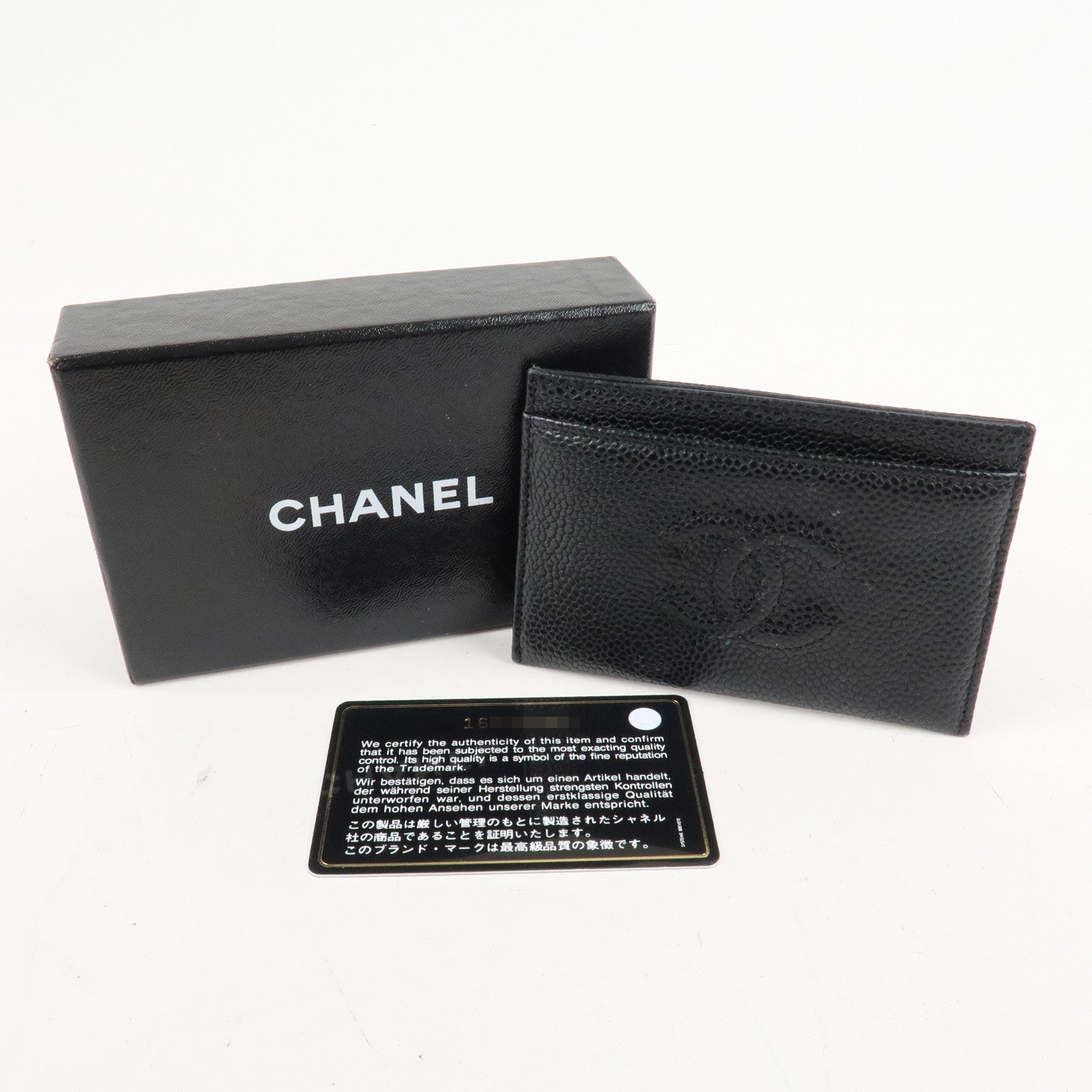 CHANEL COCO Mark Caviar Skin Card Case Black A48655