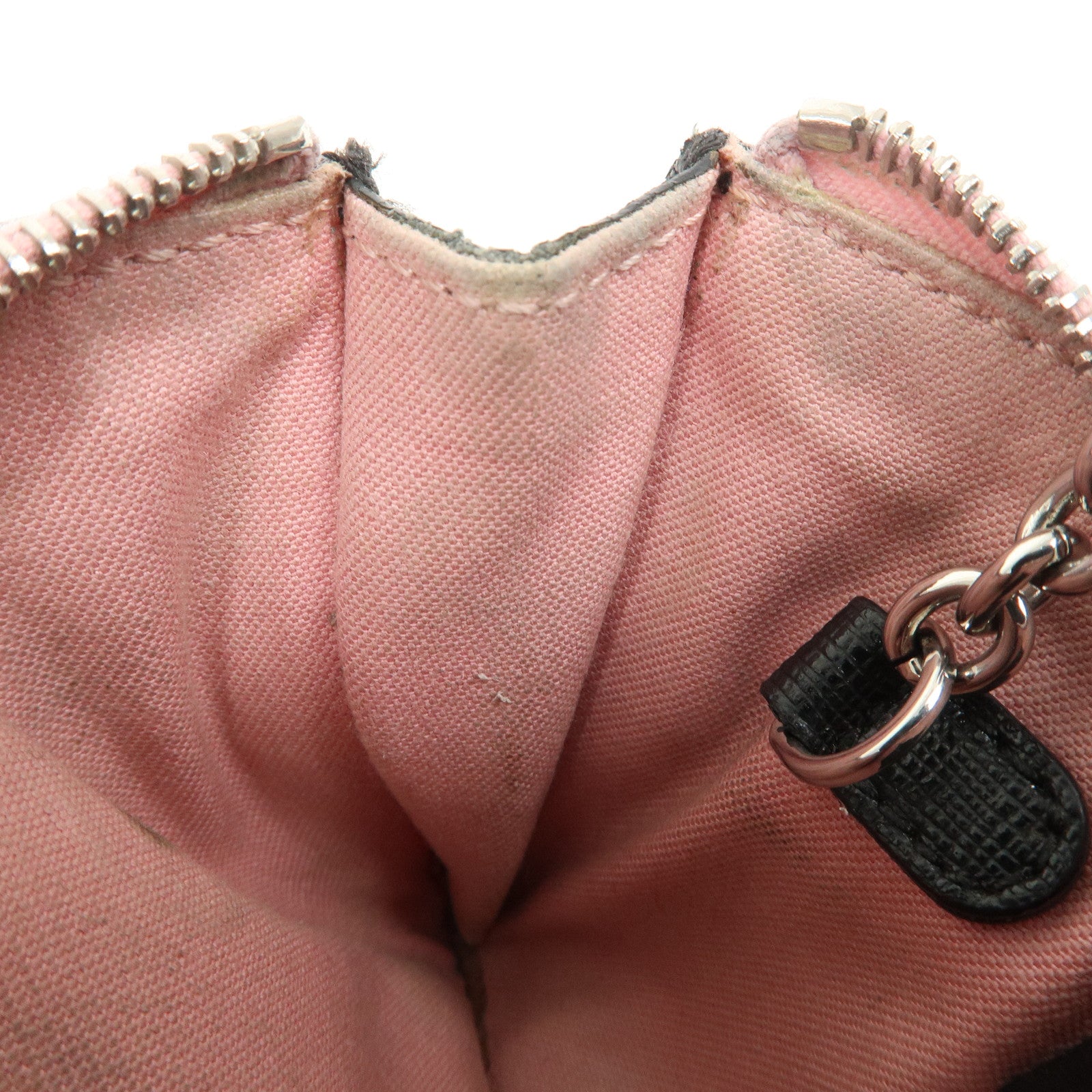 FENDI Leather Studs Coin Purse coin Case Black Pink 8AP151