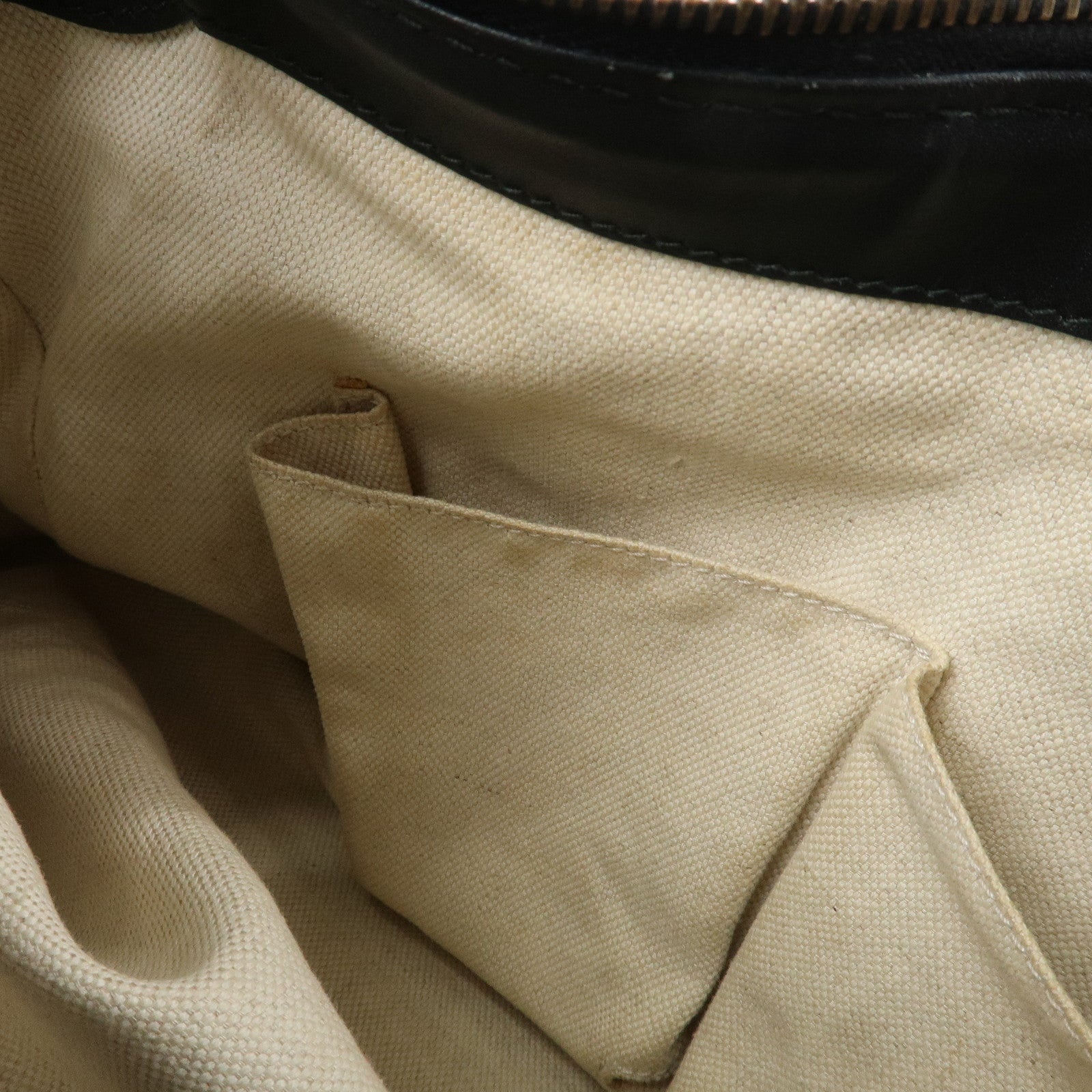 GUCCI Guccissima Scarlet Guccissima Leather Shoulder Bag 282298 Used