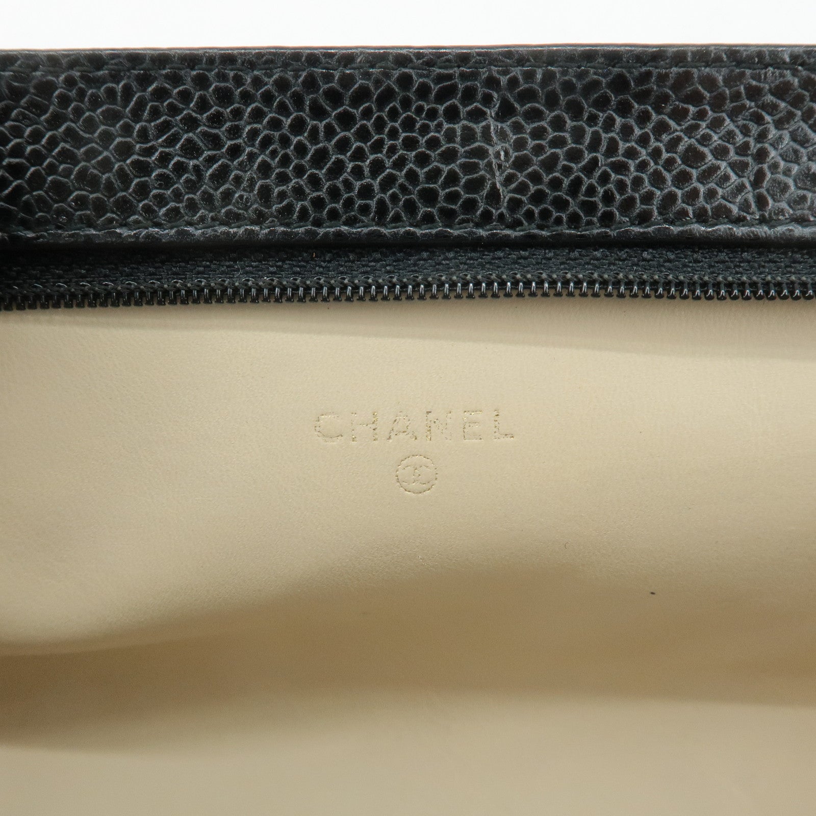 CHANEL Caviar Skin Cosmetic Pouch Black