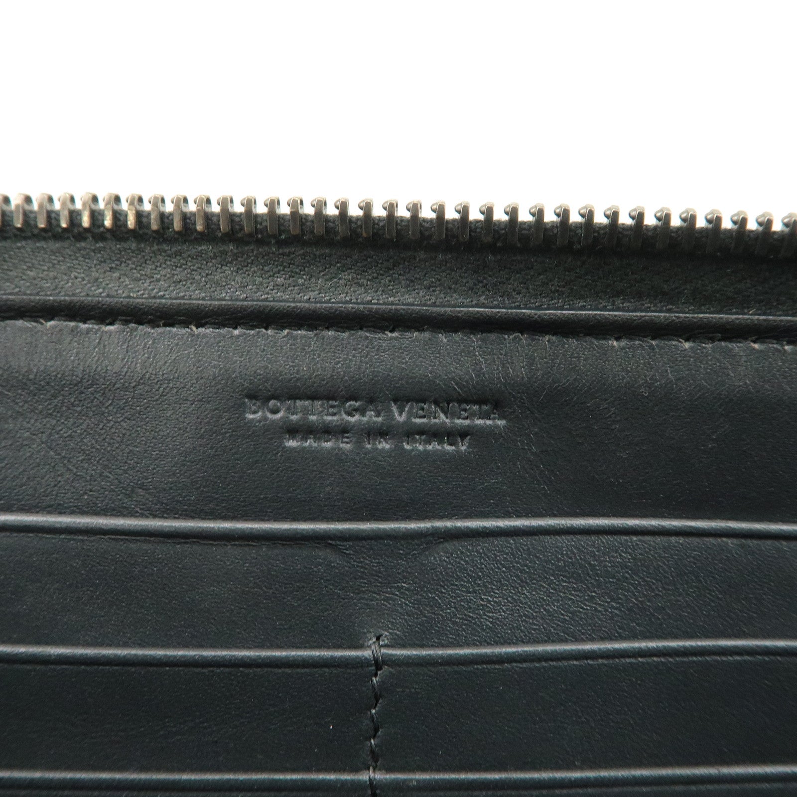 BOTTEGA VENETA Intrecciato Leather Round Zippy Long Wallet