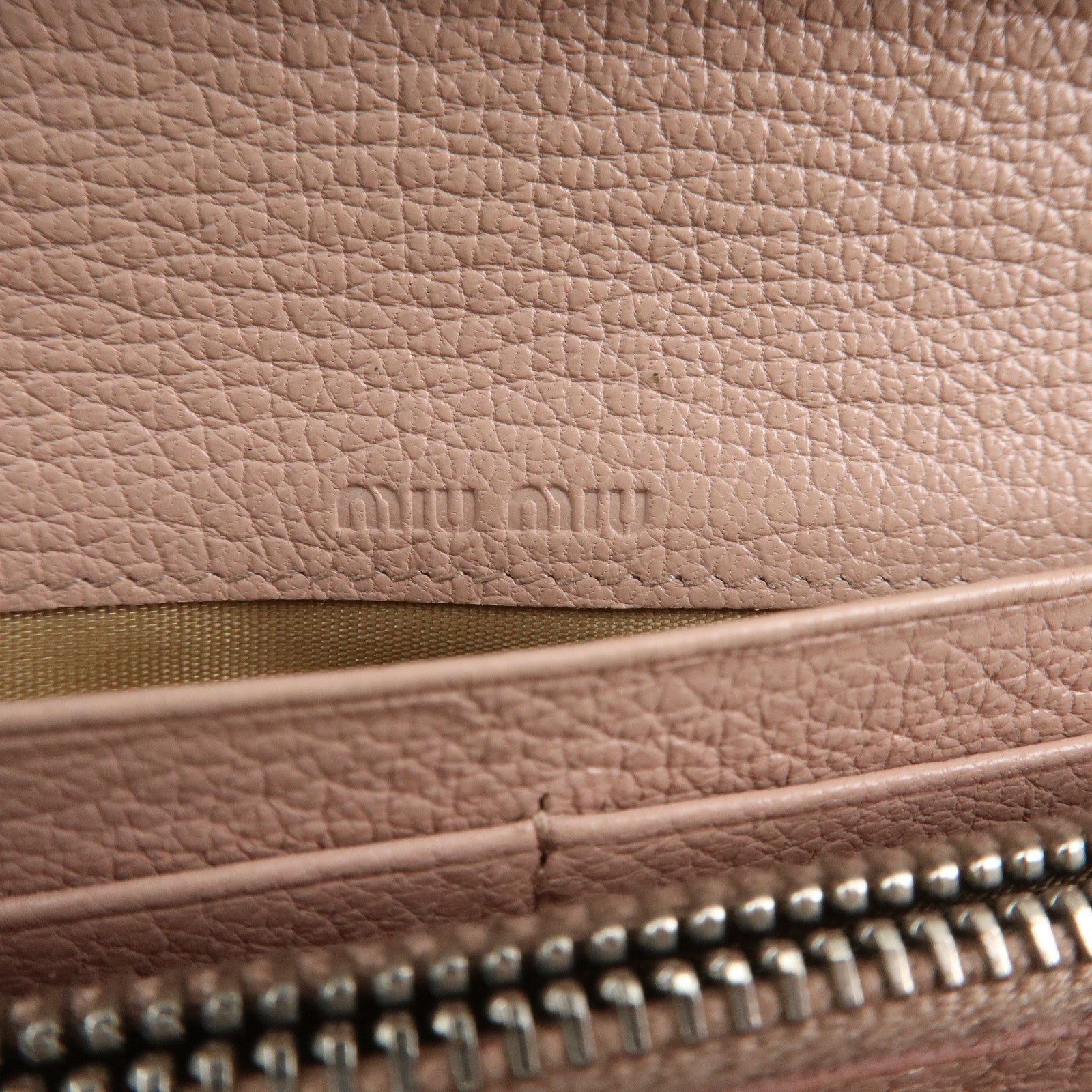 MIU MIU Leather Cat Motif Long Wallet Pink Beige 5MH109