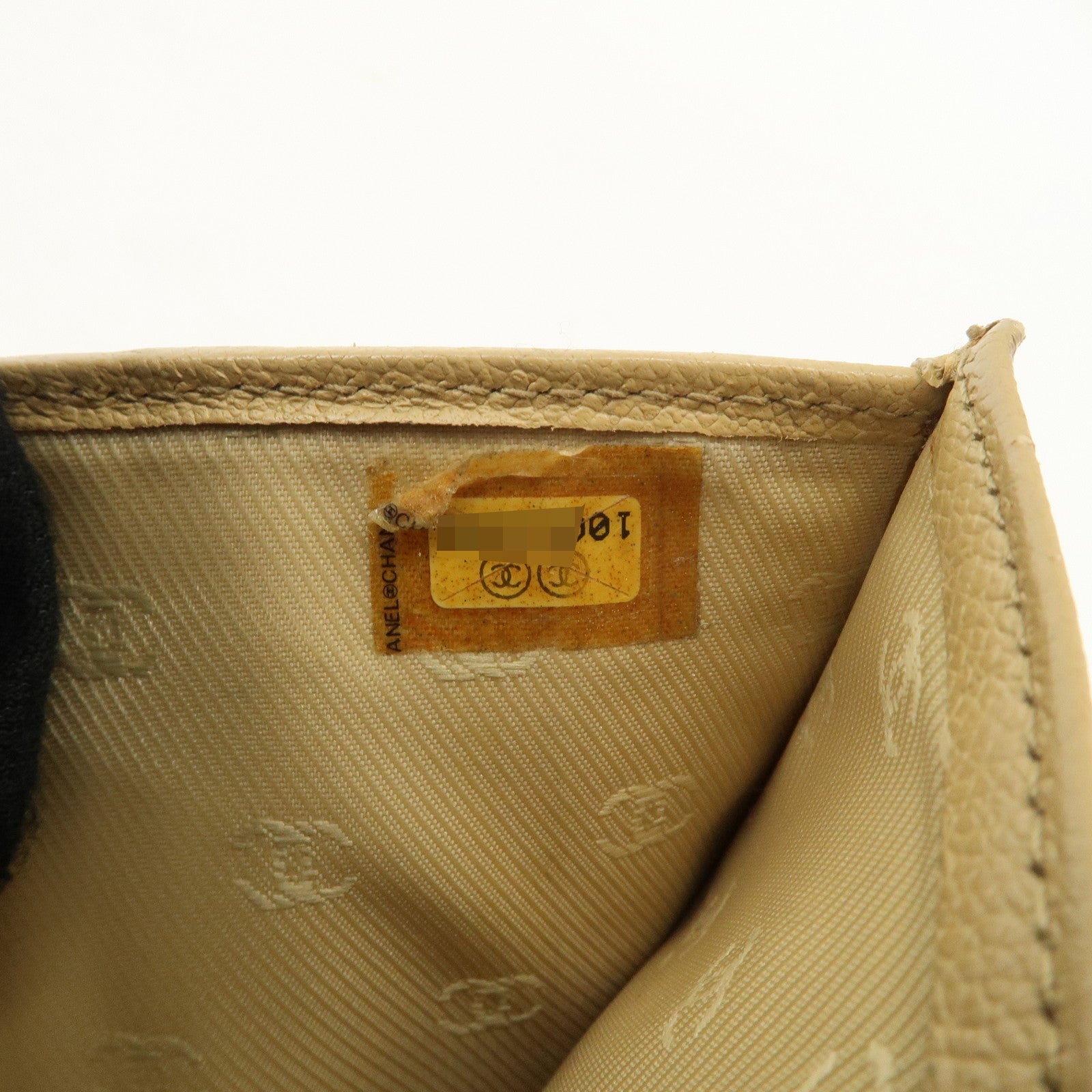 CHANEL Leather COCO Botton W Hook Wallet Beige Used
