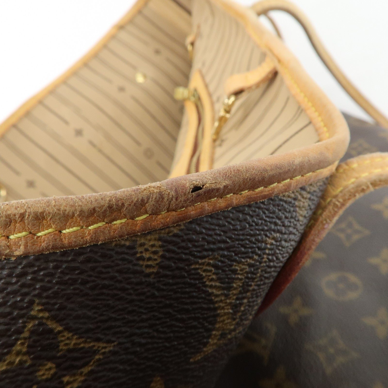 Louis Vuitton Monogram Neverfull MM Tote Bag Brown M40156