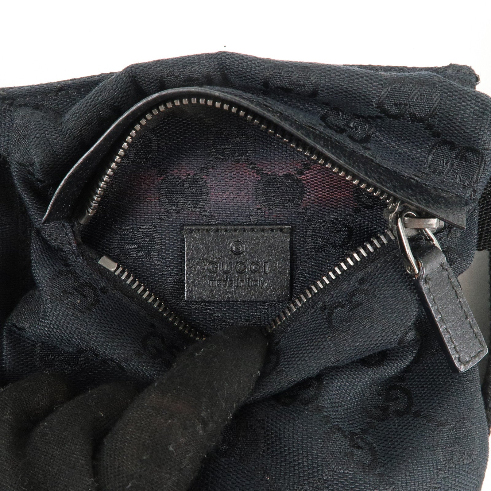 GUCCI GG Canvas Leather Waist Bag Waist Pouch Black 28566